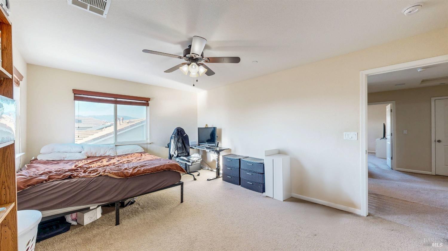 Detail Gallery Image 32 of 55 For 3826 Danbury Way, Fairfield,  CA 94533 - 5 Beds | 3/1 Baths