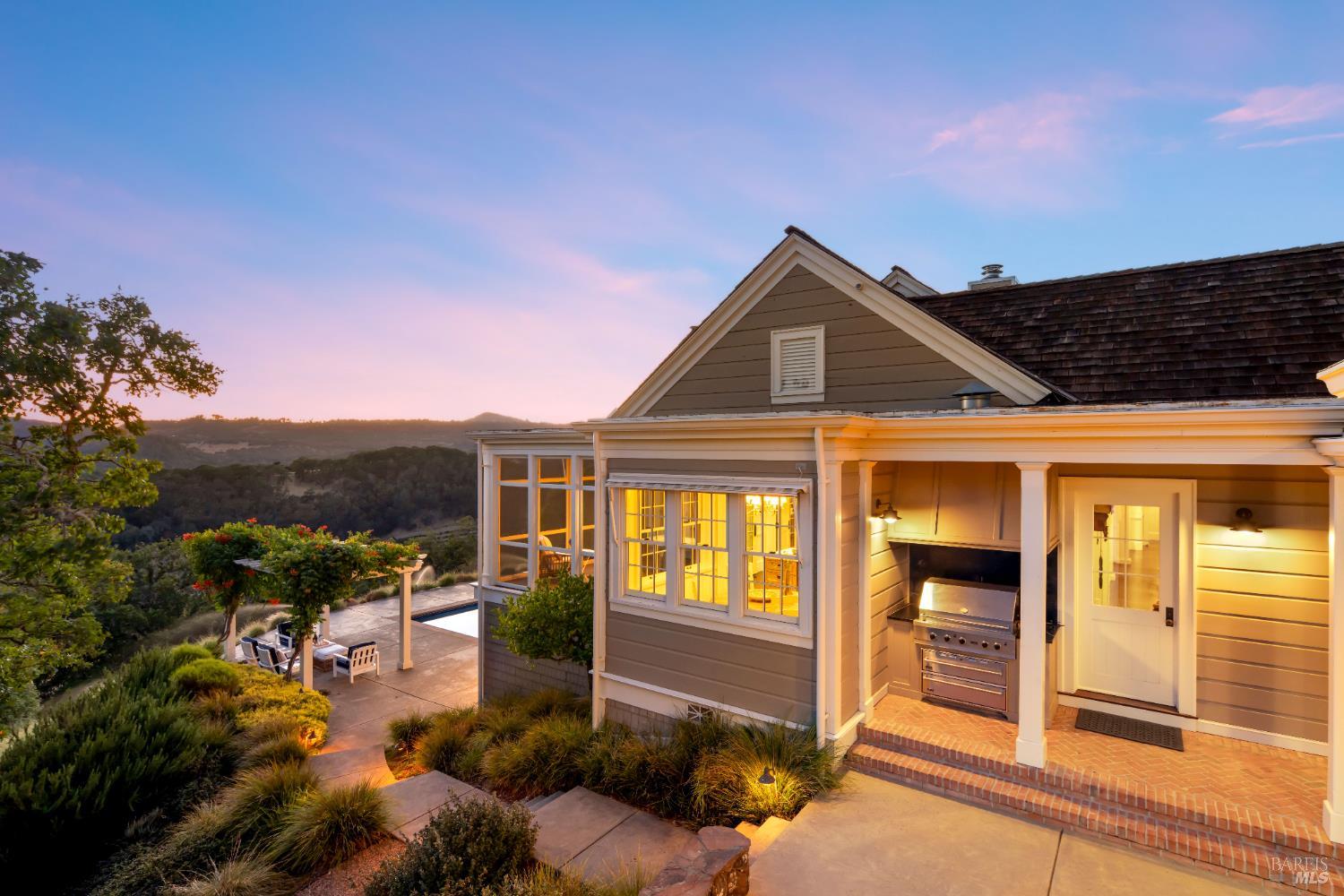 Detail Gallery Image 38 of 41 For 2220 Warm Springs Rd, Glen Ellen,  CA 95442 - 4 Beds | 4/1 Baths