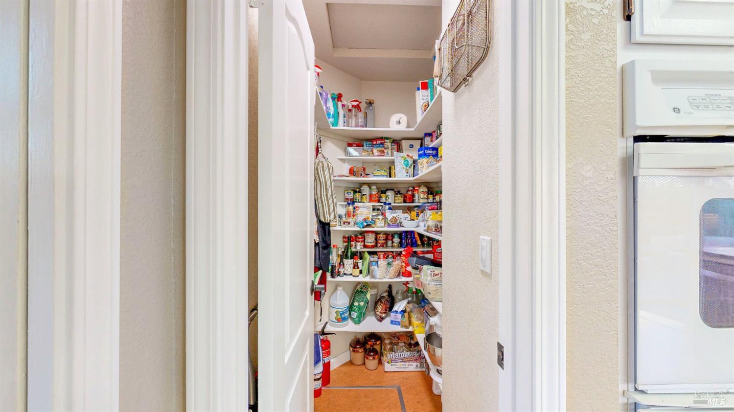 Detail Gallery Image 25 of 60 For 7317 Rasmussen Way, Rohnert Park,  CA 94928 - 4 Beds | 3 Baths