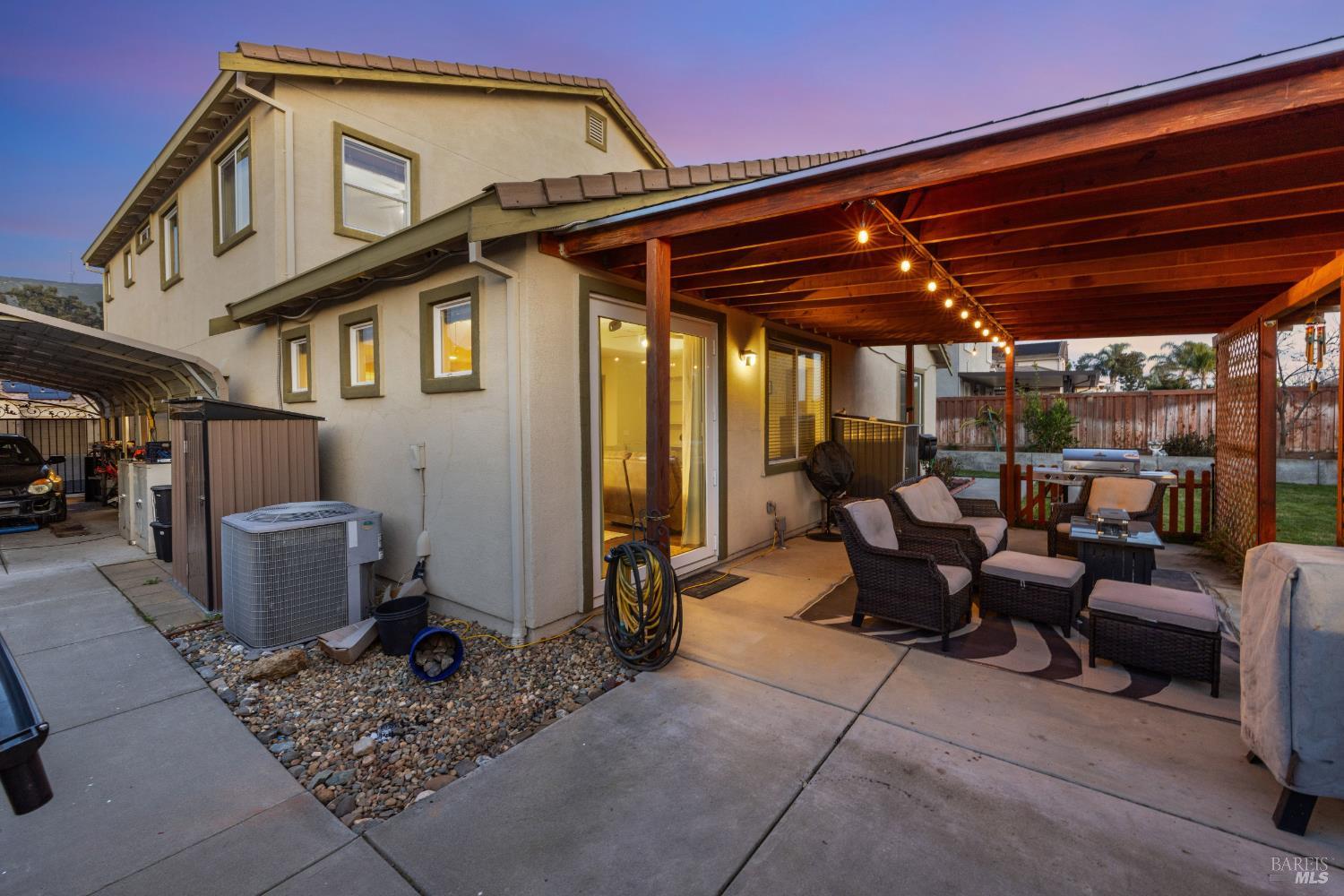 Detail Gallery Image 39 of 55 For 3826 Danbury Way, Fairfield,  CA 94533 - 5 Beds | 3/1 Baths