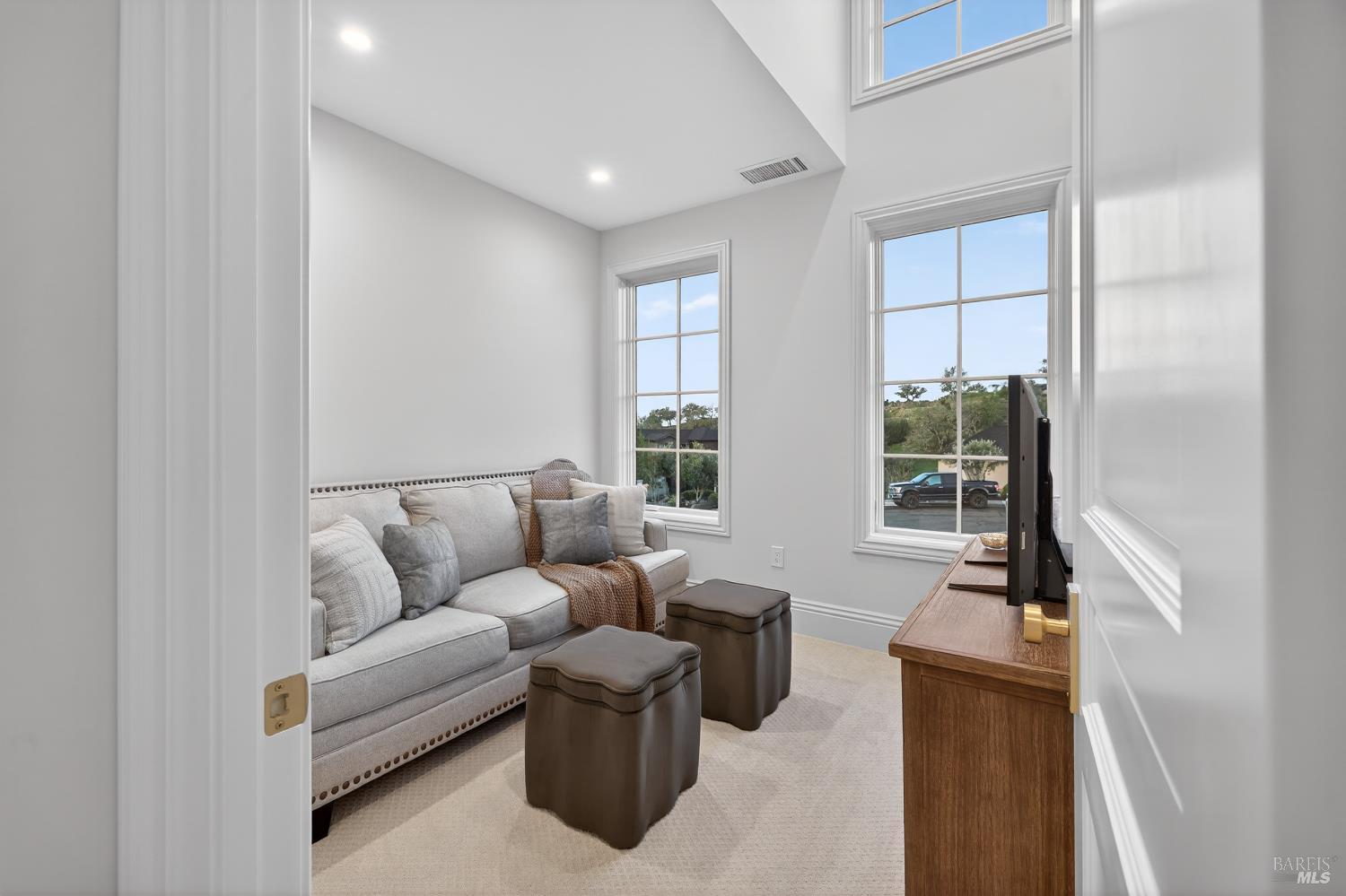 Detail Gallery Image 36 of 56 For 3724 Lakebriar Pl, Santa Rosa,  CA 95403 - 5 Beds | 4 Baths