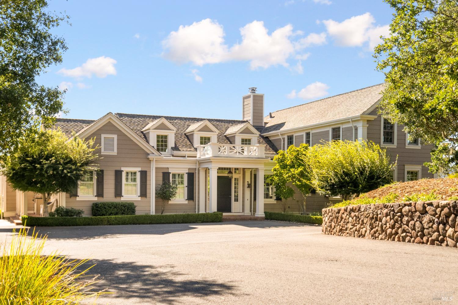 Detail Gallery Image 3 of 41 For 2220 Warm Springs Rd, Glen Ellen,  CA 95442 - 4 Beds | 4/1 Baths