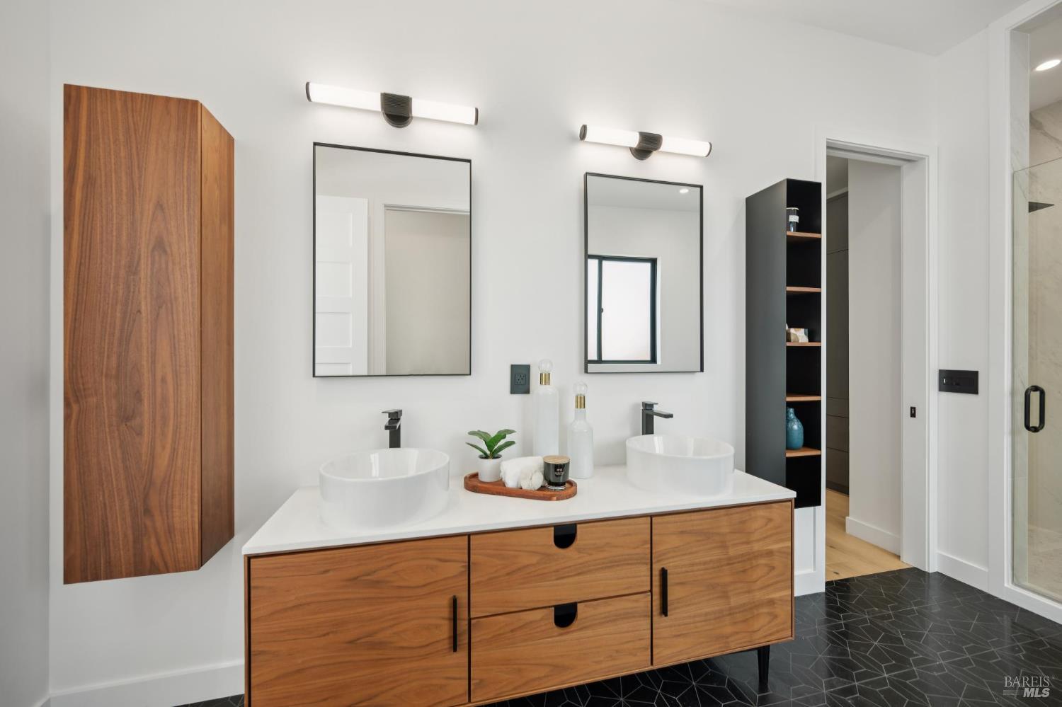 Detail Gallery Image 40 of 71 For 2156 Wedgewood Way, Santa Rosa,  CA 95404 - 4 Beds | 4/1 Baths