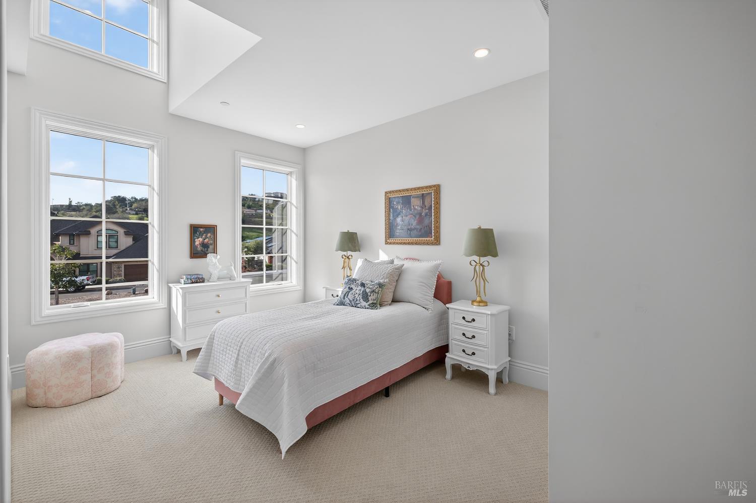 Detail Gallery Image 35 of 56 For 3724 Lakebriar Pl, Santa Rosa,  CA 95403 - 5 Beds | 4 Baths