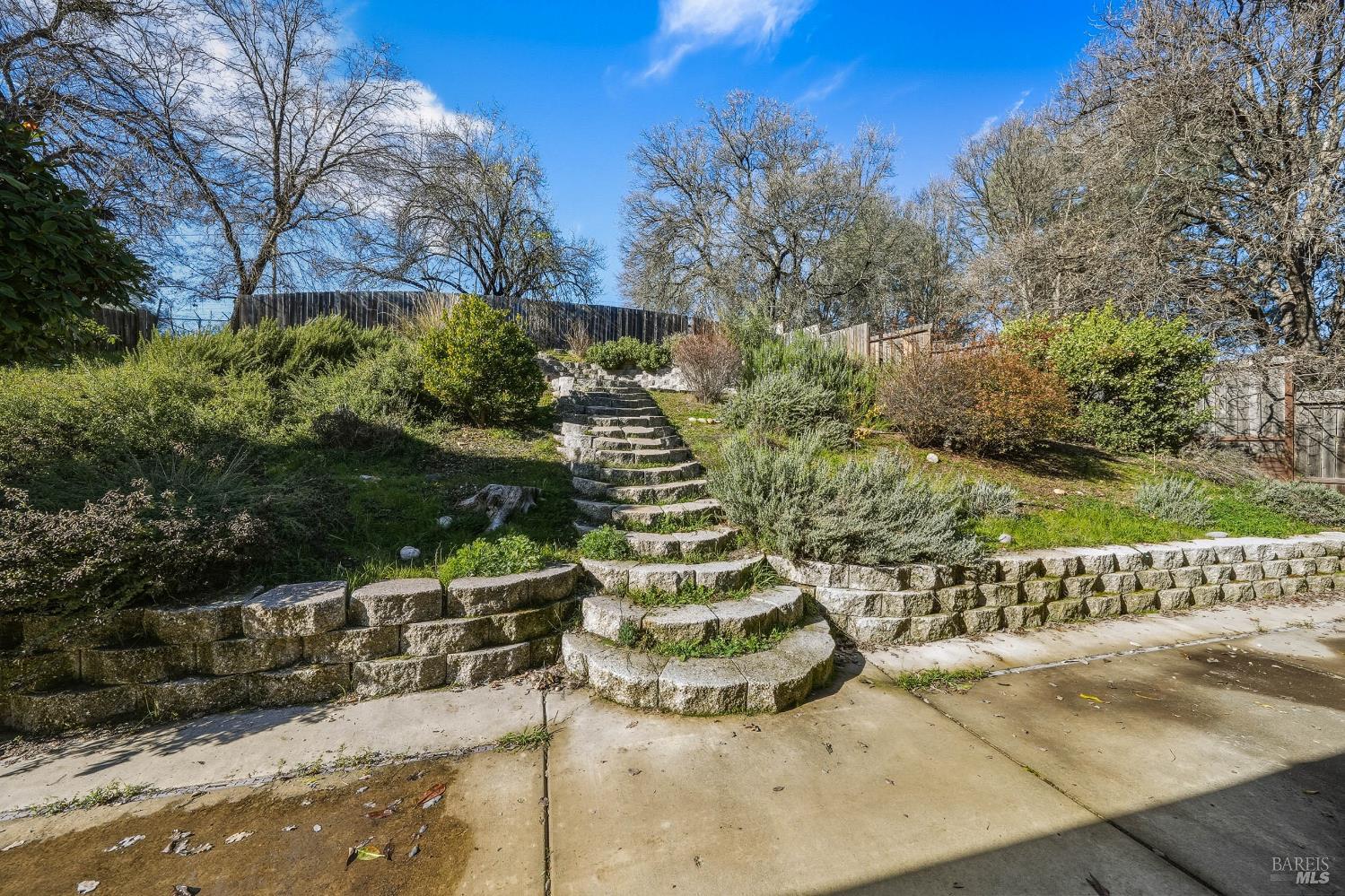 Detail Gallery Image 40 of 63 For 5585 Sunrise Dr, Kelseyville,  CA 95451 - 5 Beds | 2 Baths