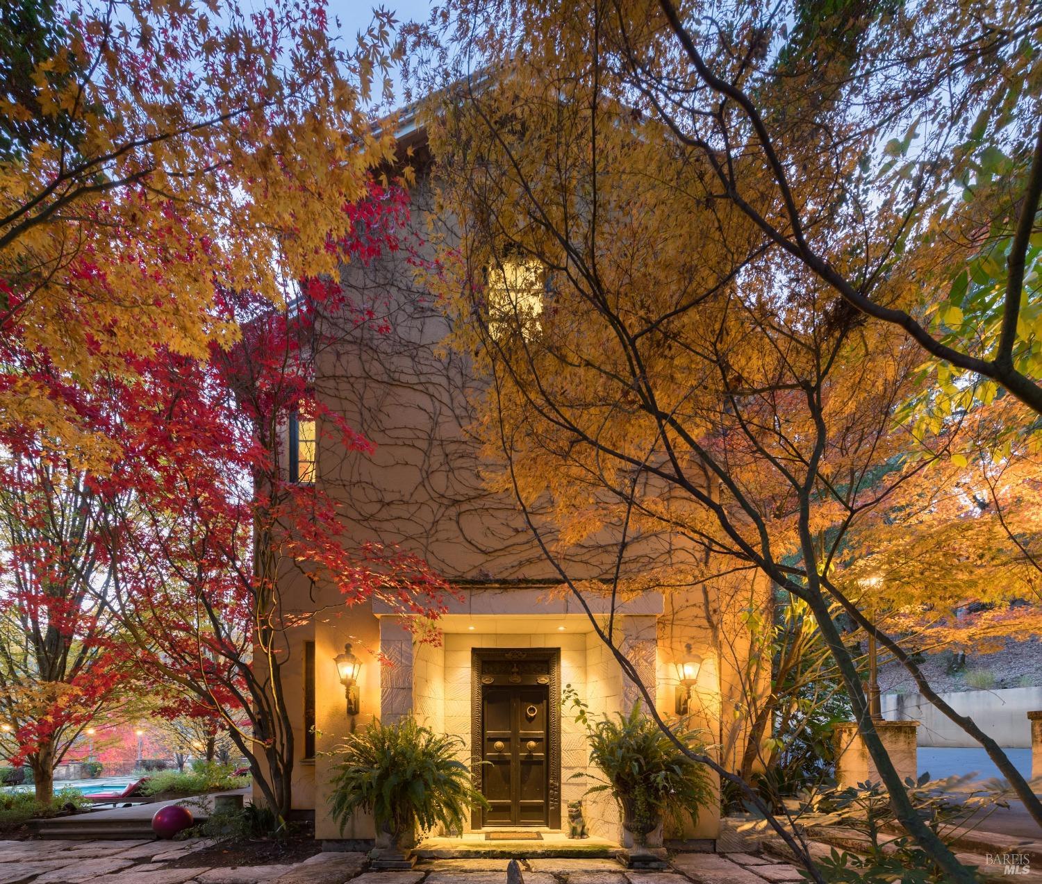 Detail Gallery Image 4 of 37 For 18730 Canyon Rd, Sonoma,  CA 95476 - 4 Beds | 4/1 Baths