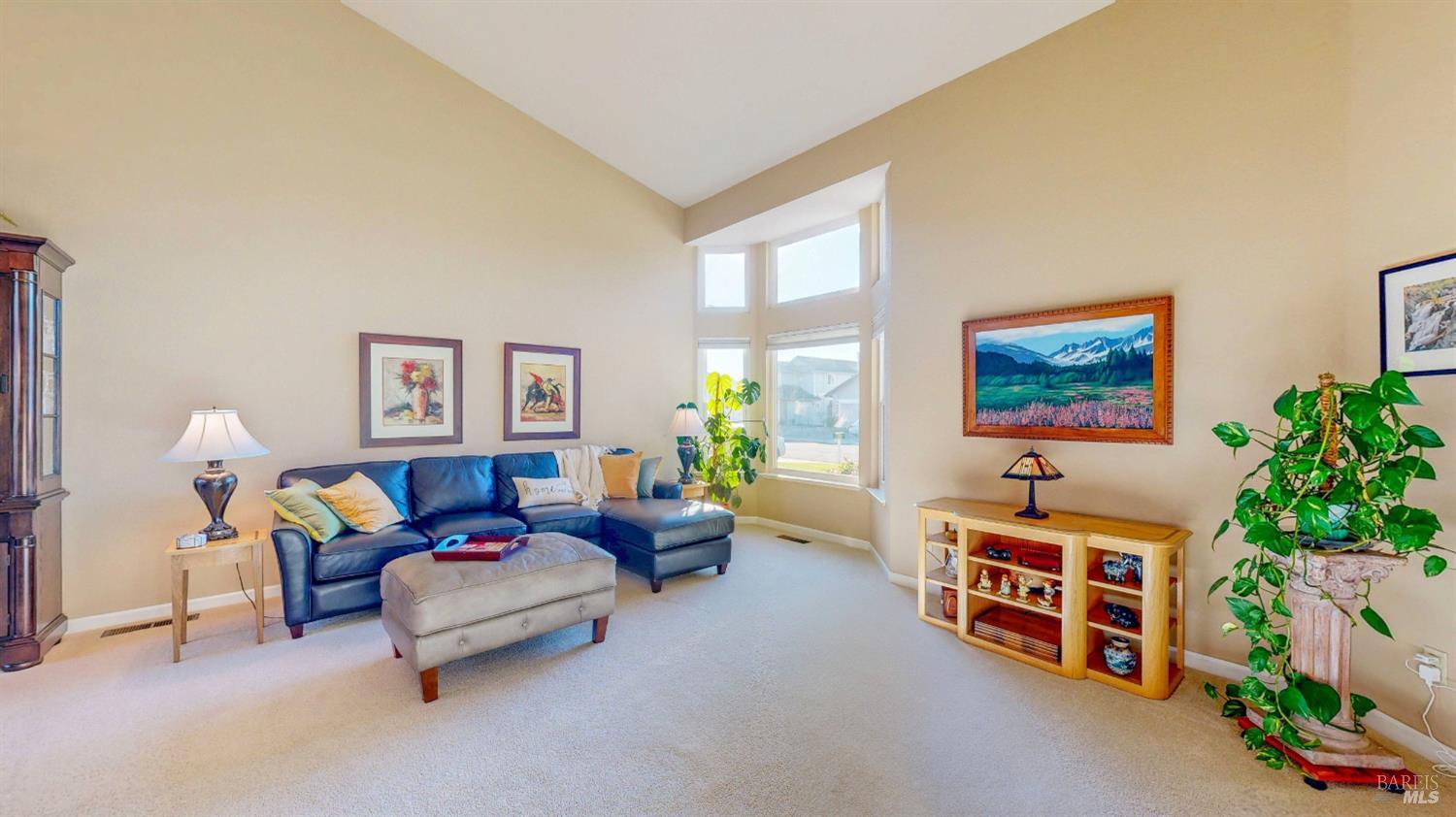 Detail Gallery Image 9 of 60 For 7317 Rasmussen Way, Rohnert Park,  CA 94928 - 4 Beds | 3 Baths