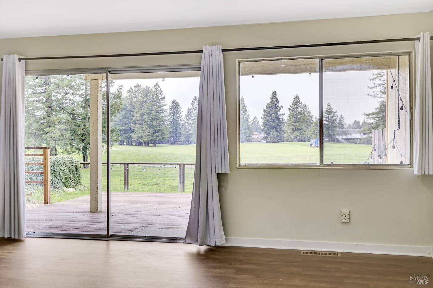 Detail Gallery Image 14 of 49 For 870 Hudis St, Rohnert Park,  CA 94928 - 2 Beds | 2/1 Baths