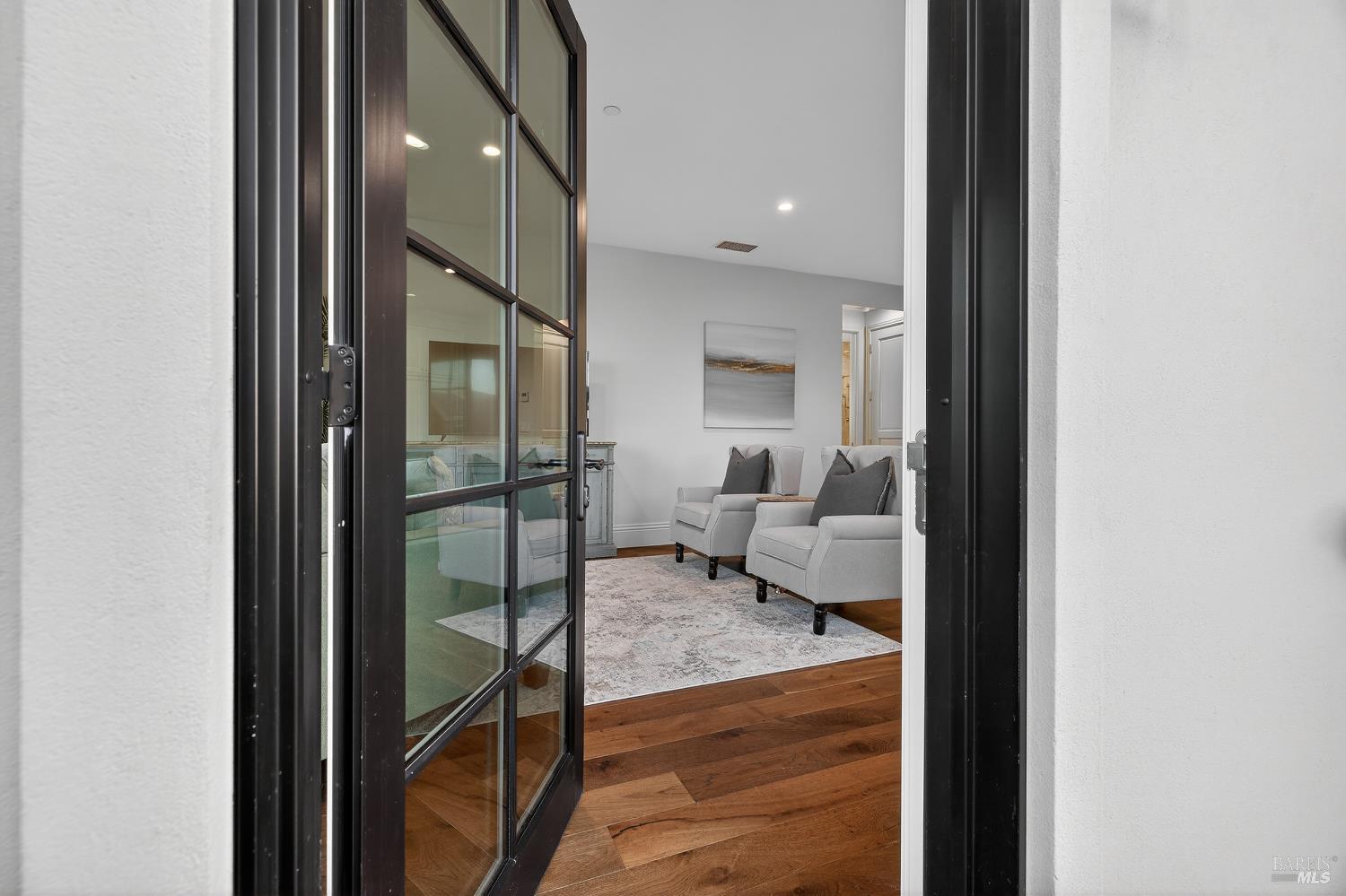 Detail Gallery Image 40 of 56 For 3724 Lakebriar Pl, Santa Rosa,  CA 95403 - 5 Beds | 4 Baths