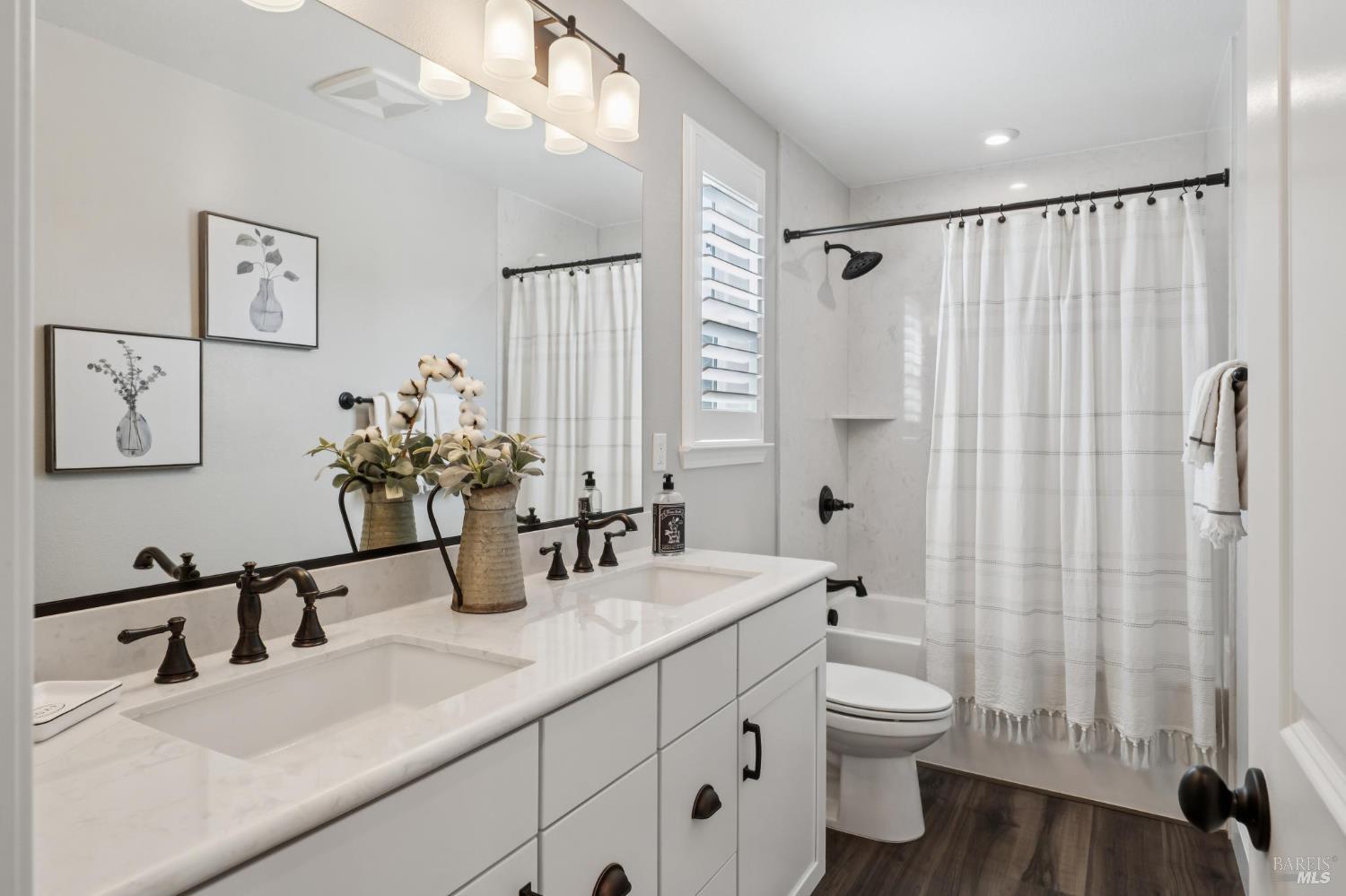 Detail Gallery Image 43 of 79 For 95 Jagla St, Cotati,  CA 94931 - 4 Beds | 4 Baths