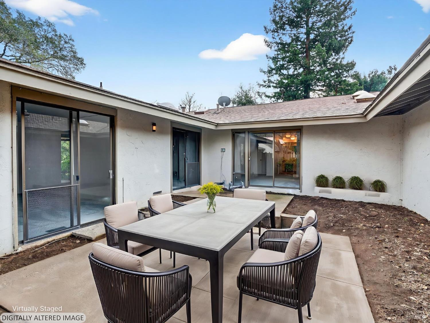 Detail Gallery Image 7 of 46 For 113 Bonnie Brook Dr, Napa,  CA 94558 - 2 Beds | 2 Baths