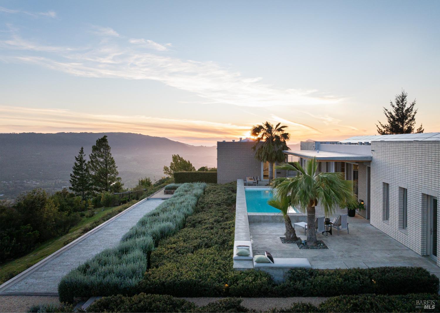 Detail Gallery Image 31 of 33 For 2947 Cavedale Rd, Glen Ellen,  CA 95442 - 3 Beds | 3/1 Baths