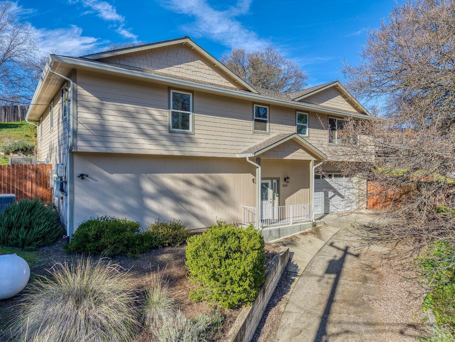 Front Image Thumbnail for BA326004865