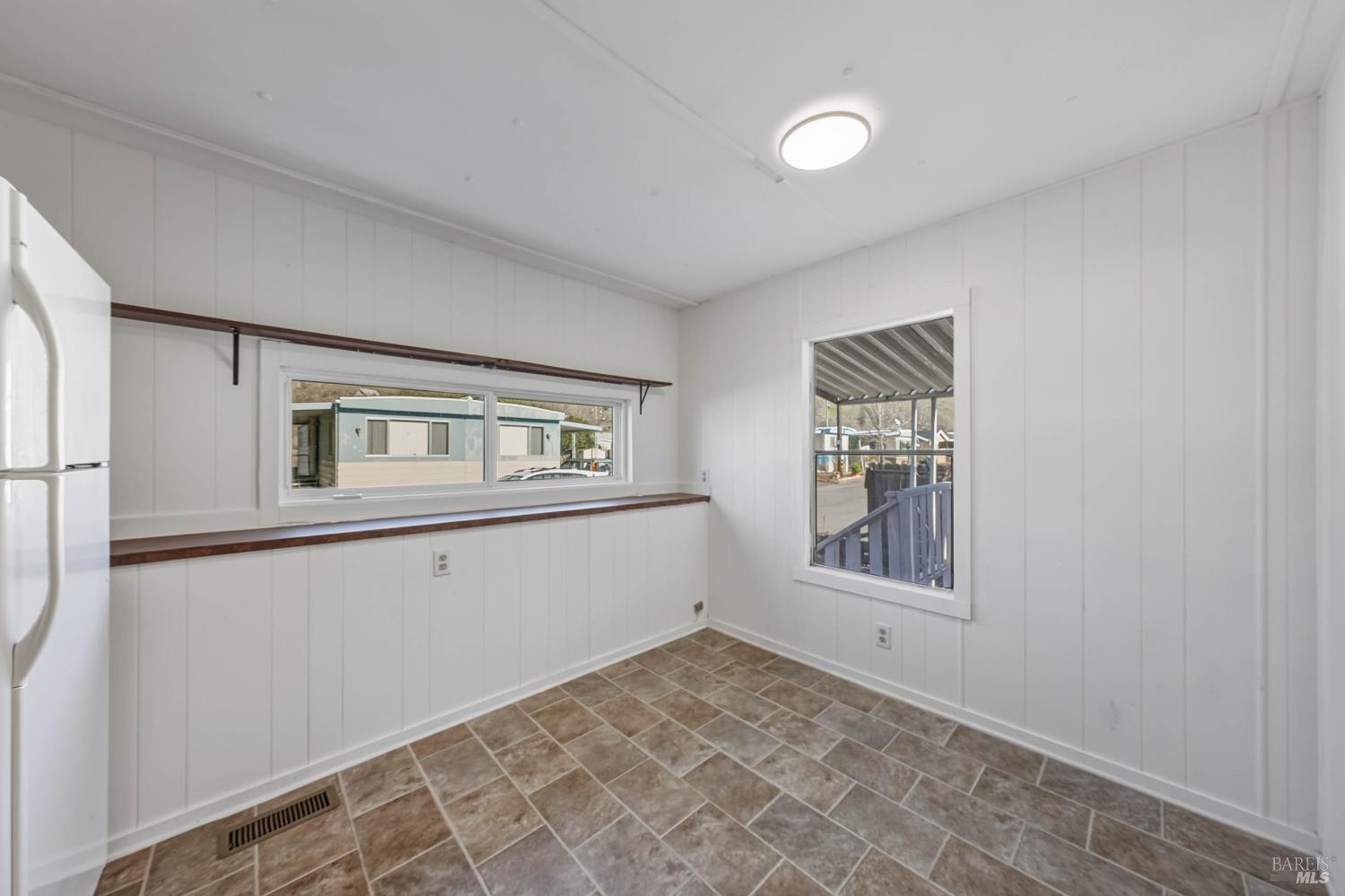 Detail Gallery Image 22 of 37 For 5890 E Highway 20 Hwy 16, Lucerne,  CA 95458 - 1 Beds | 1 Baths