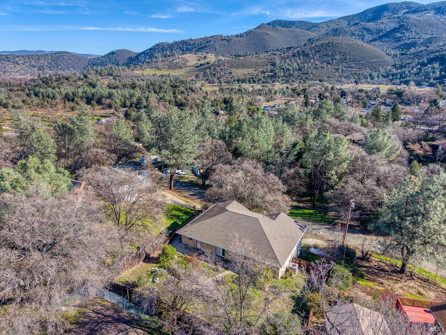 Detail Gallery Image 57 of 63 For 5585 Sunrise Dr, Kelseyville,  CA 95451 - 5 Beds | 2 Baths