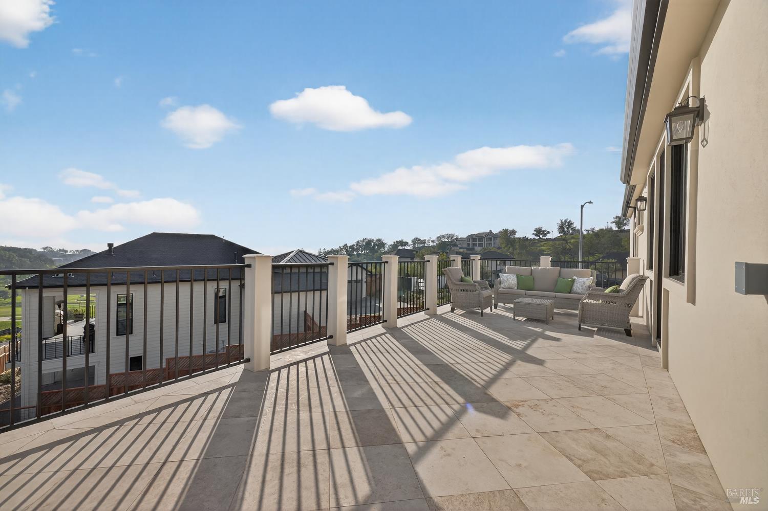 Detail Gallery Image 30 of 56 For 3724 Lakebriar Pl, Santa Rosa,  CA 95403 - 5 Beds | 4 Baths