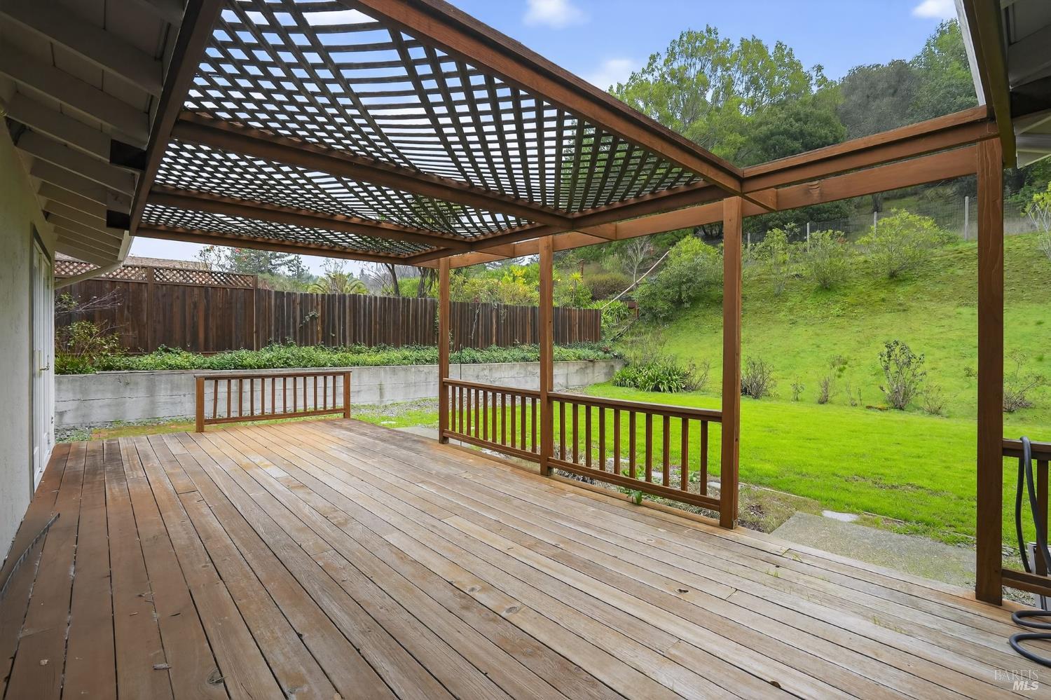 Detail Gallery Image 26 of 31 For 920 Calle Paseo Unkn, Novato,  CA 94949 - 3 Beds | 2 Baths