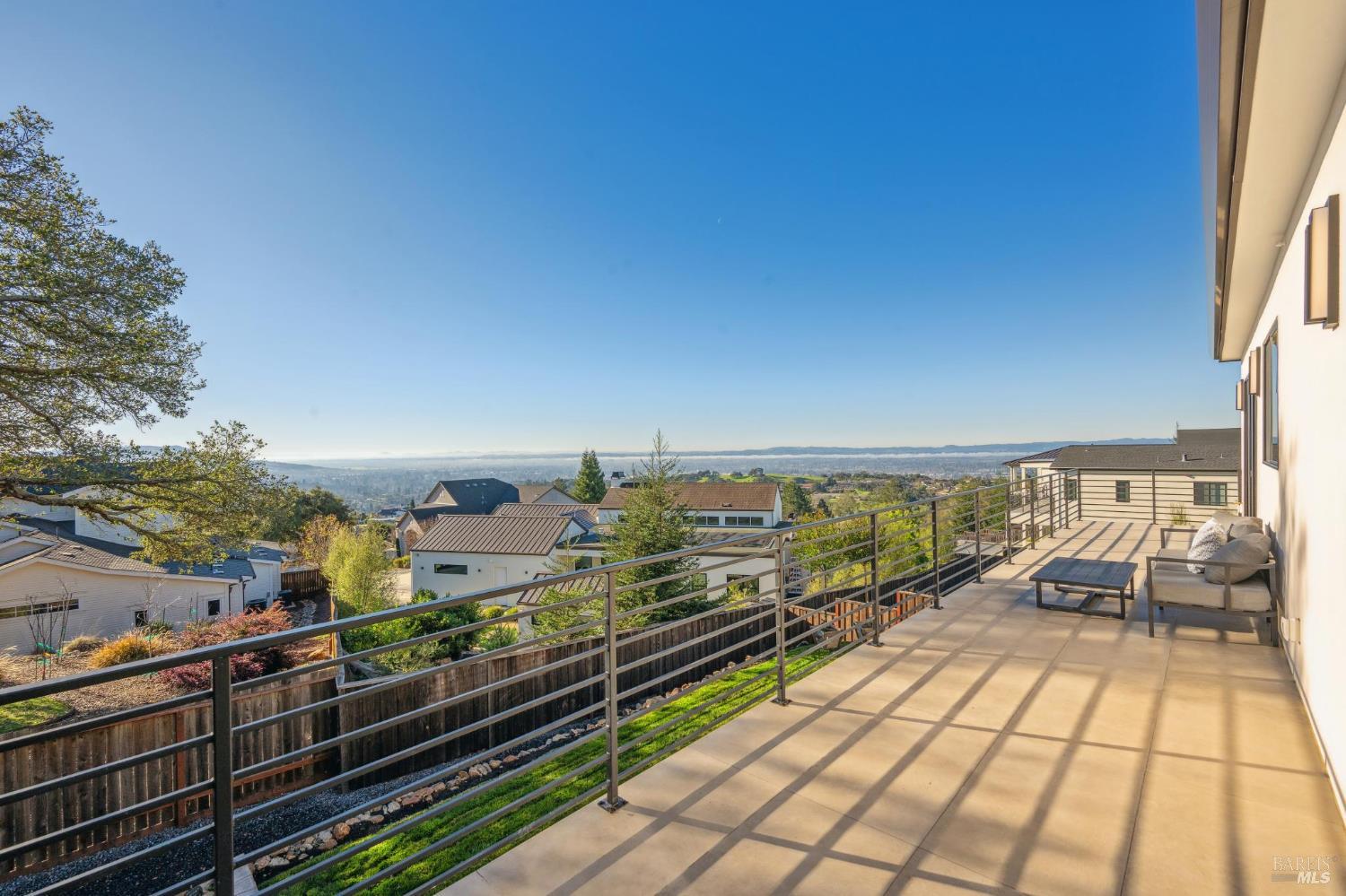 Detail Gallery Image 35 of 71 For 2156 Wedgewood Way, Santa Rosa,  CA 95404 - 4 Beds | 4/1 Baths