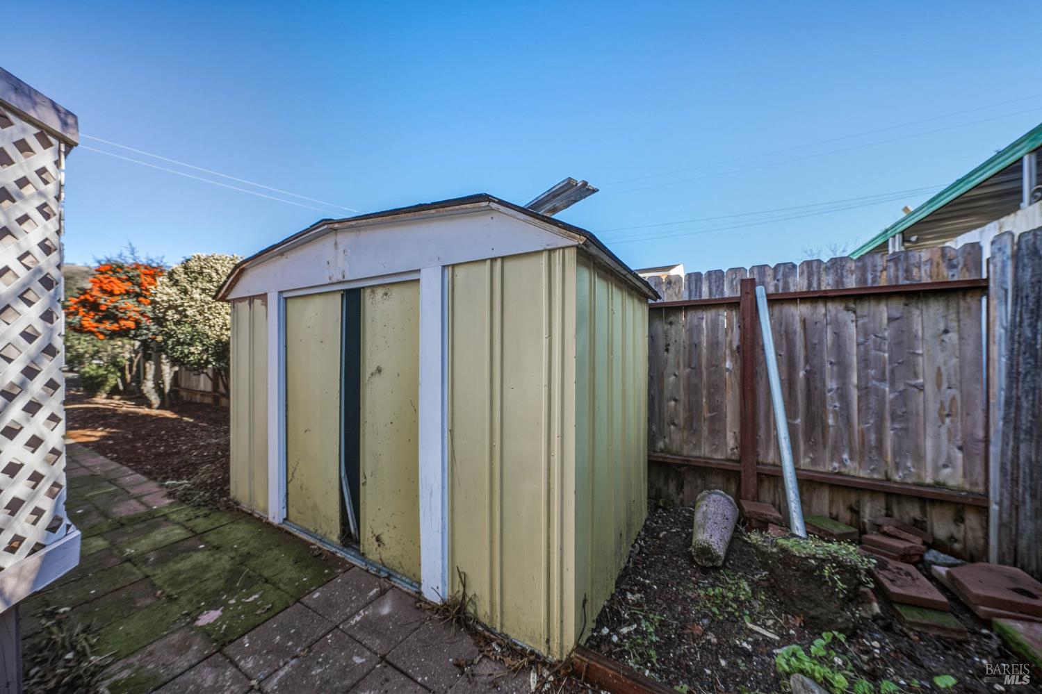 Detail Gallery Image 32 of 37 For 5890 E Highway 20 Hwy 16, Lucerne,  CA 95458 - 1 Beds | 1 Baths