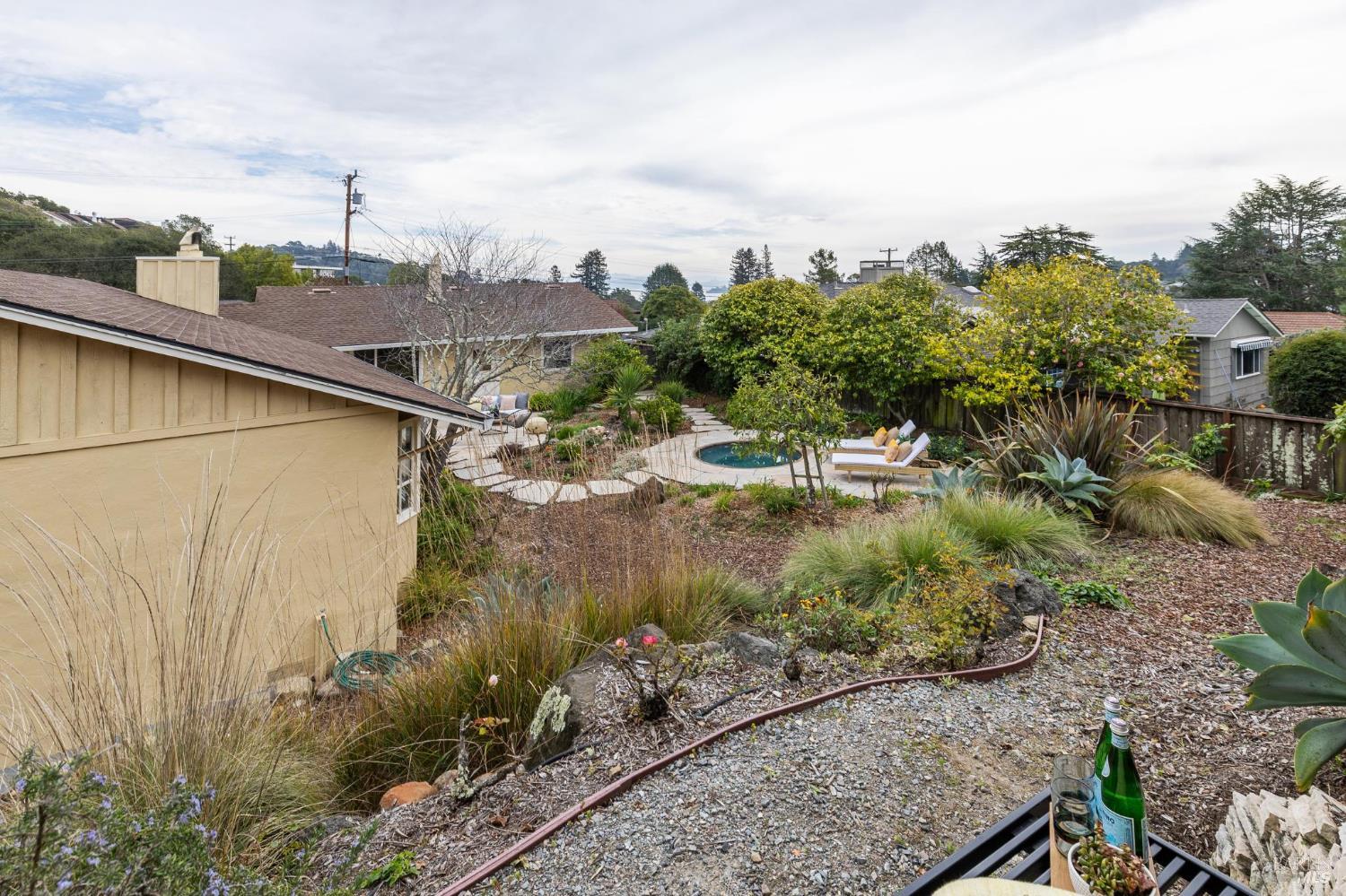 Detail Gallery Image 59 of 74 For 55 Las Casas Dr, San Rafael,  CA 94901 - 3 Beds | 2/1 Baths