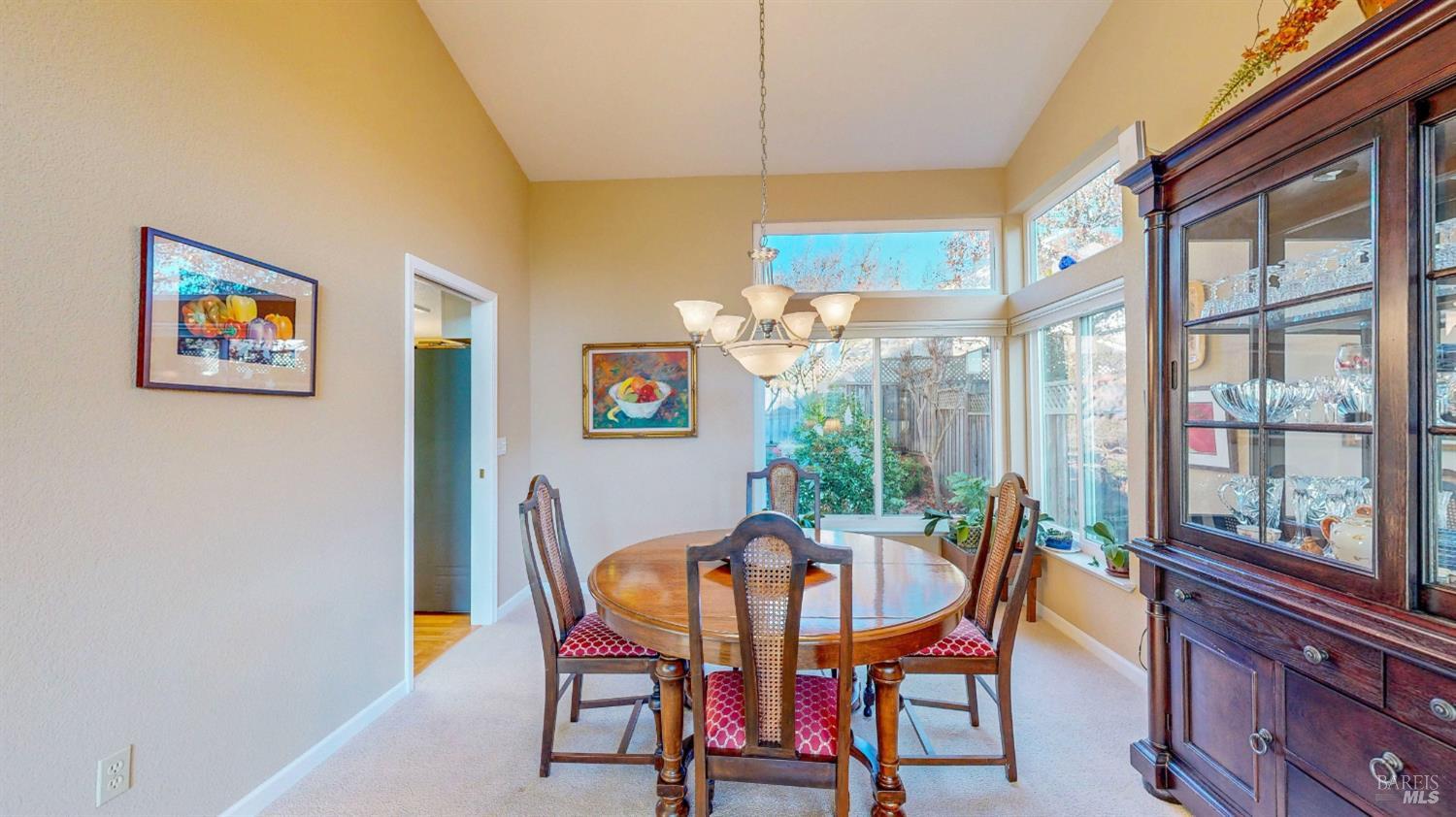 Detail Gallery Image 12 of 60 For 7317 Rasmussen Way, Rohnert Park,  CA 94928 - 4 Beds | 3 Baths