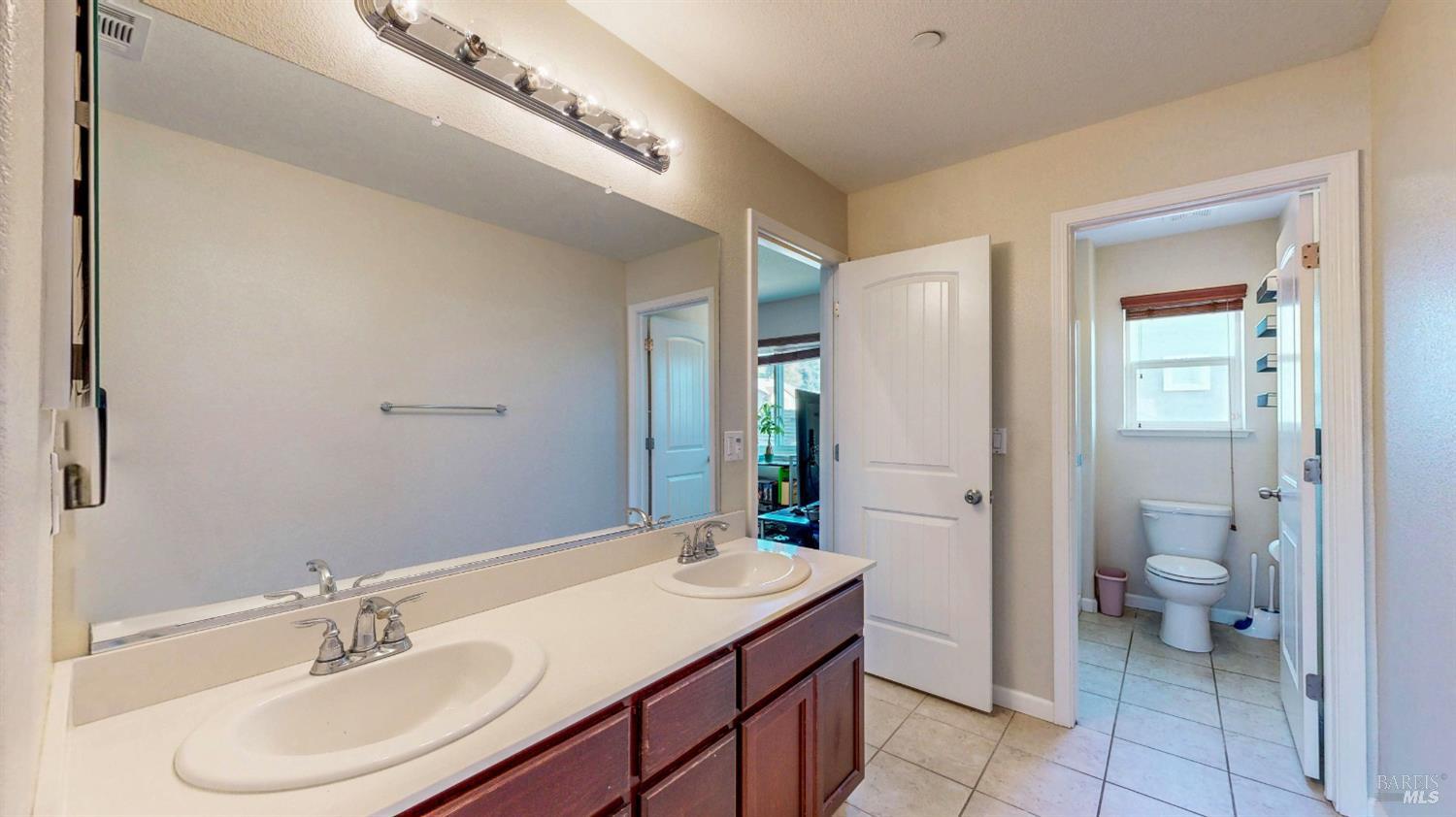 Detail Gallery Image 35 of 55 For 3826 Danbury Way, Fairfield,  CA 94533 - 5 Beds | 3/1 Baths