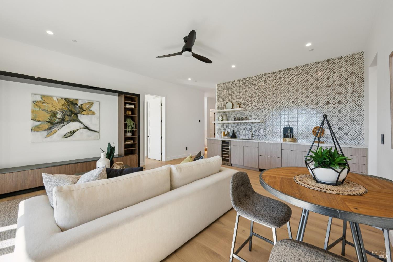 Detail Gallery Image 58 of 71 For 2156 Wedgewood Way, Santa Rosa,  CA 95404 - 4 Beds | 4/1 Baths