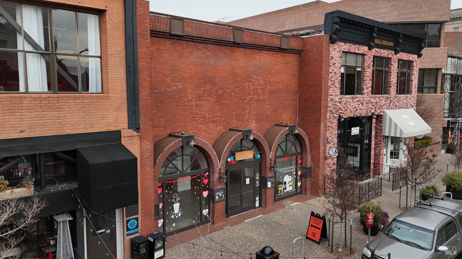 Detail Gallery Image 11 of 13 For 529 4th St, Santa Rosa,  CA 95401 - – Beds | – Baths