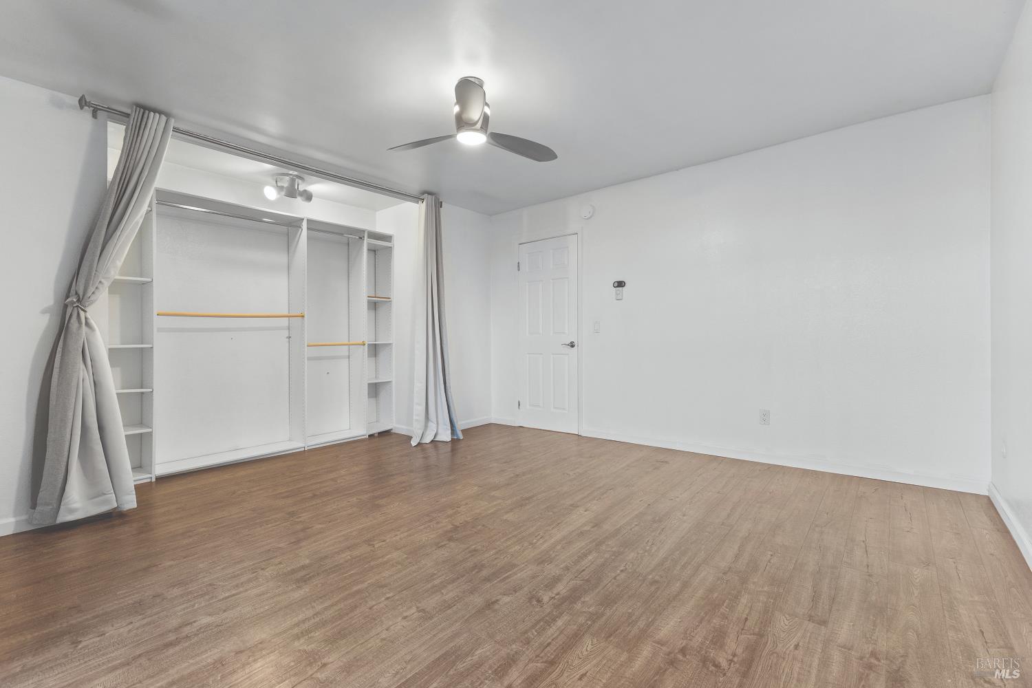 Detail Gallery Image 31 of 37 For 1493 Parkway Dr, Rohnert Park,  CA 94928 - 2 Beds | 1/1 Baths