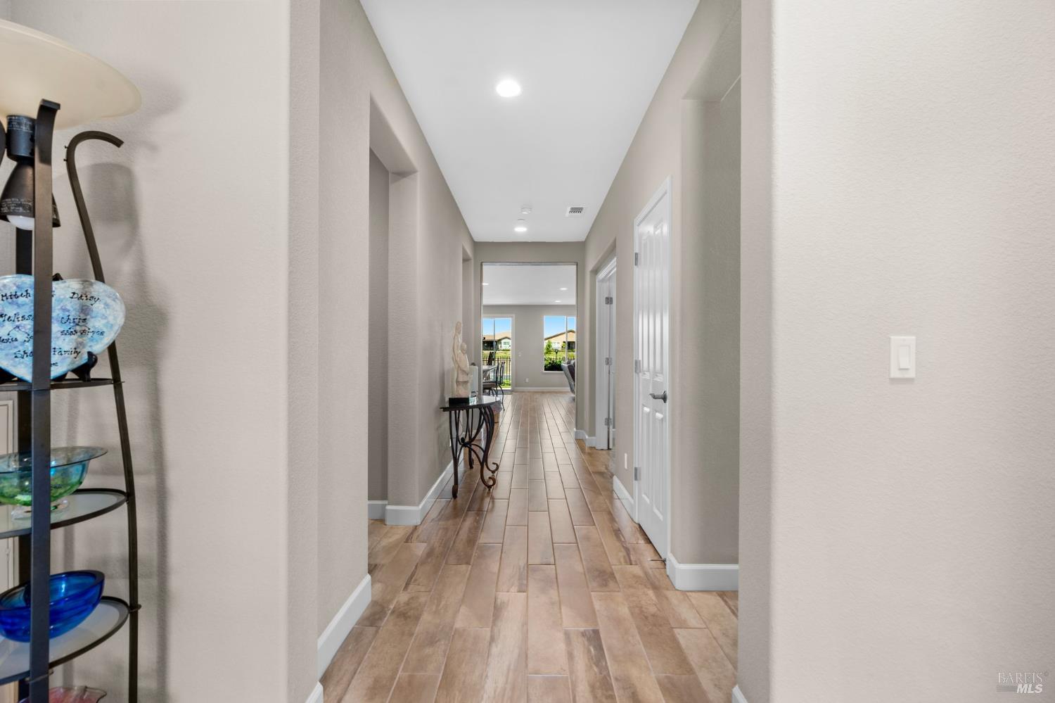 Detail Gallery Image 5 of 87 For 377 Silver Ridge Dr, Rio Vista,  CA 94571 - 2 Beds | 2/1 Baths