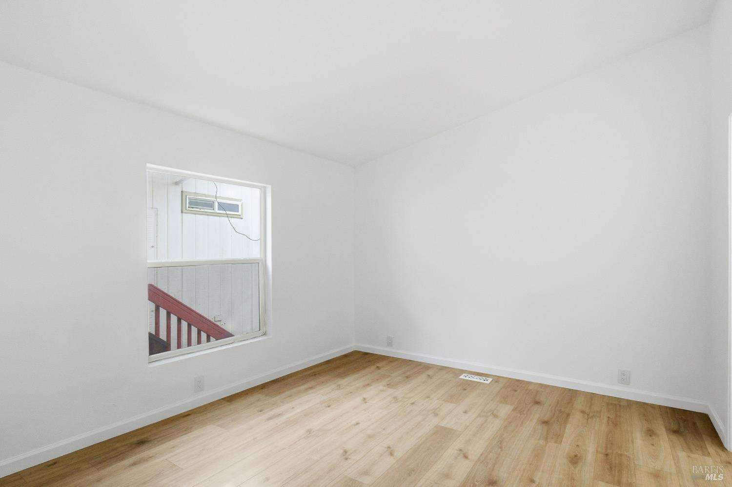 Detail Gallery Image 28 of 39 For 3455 Santa Rosa Ave 8, Santa Rosa,  CA 95407 - 3 Beds | 2 Baths