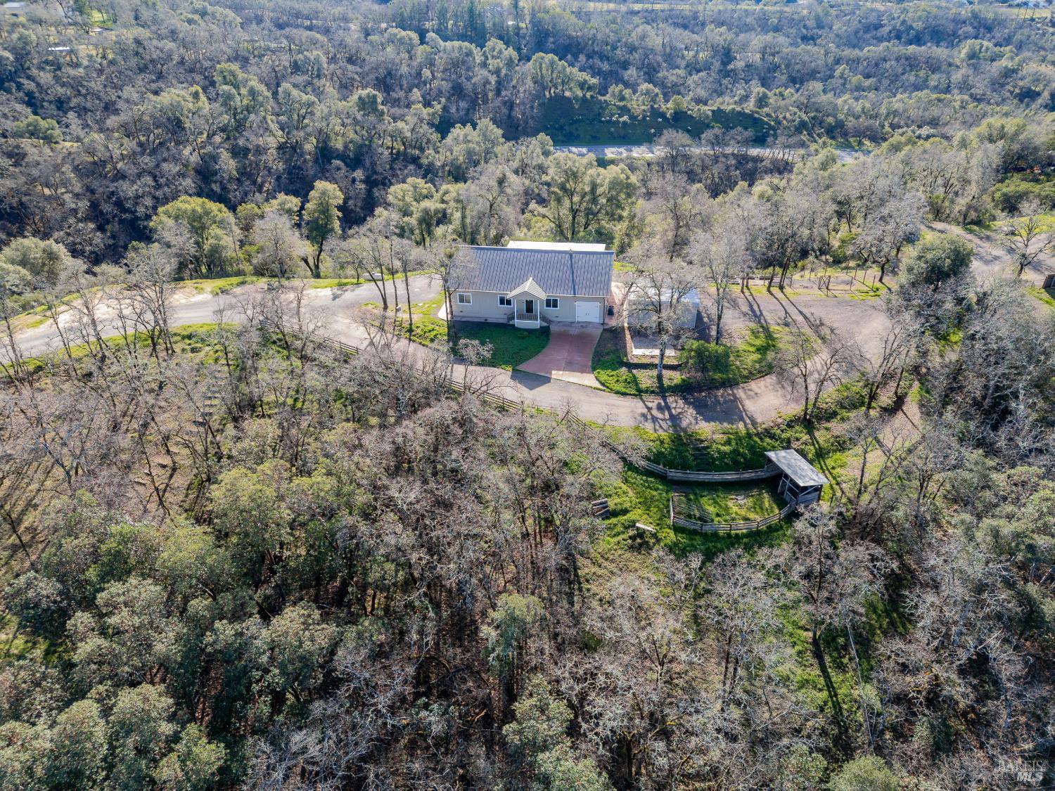 Detail Gallery Image 2 of 47 For 1461 Ponderosa Way, Redwood Valley,  CA 95470 - 3 Beds | 2 Baths