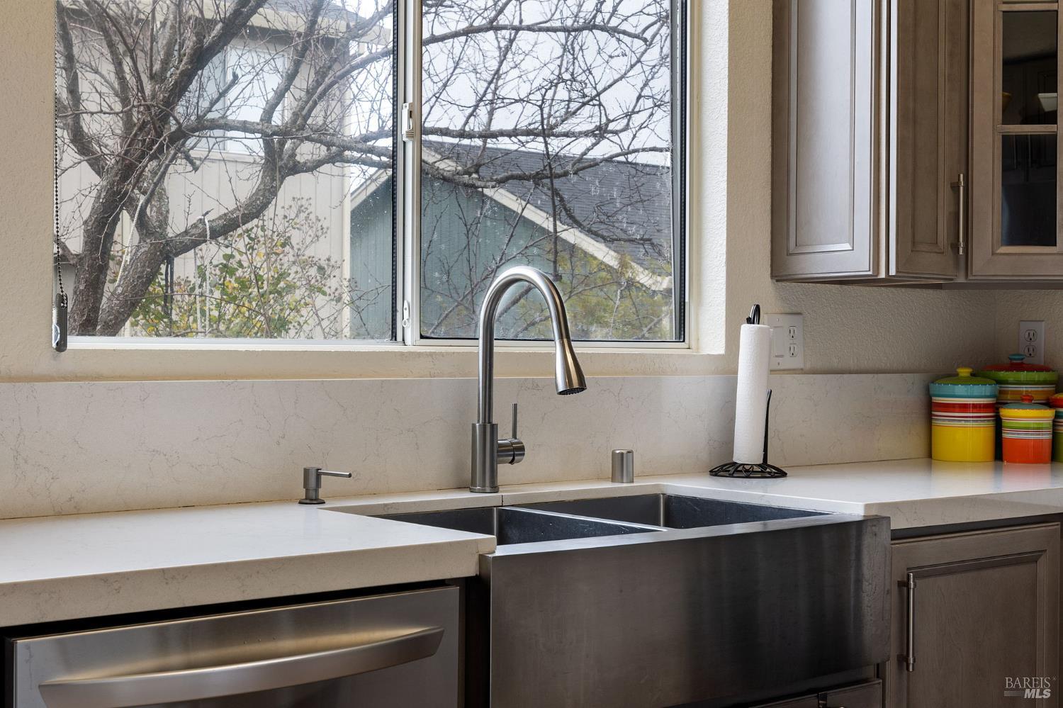 Detail Gallery Image 24 of 46 For 2305 Malachite Way, Santa Rosa,  CA 95404 - 3 Beds | 2/1 Baths