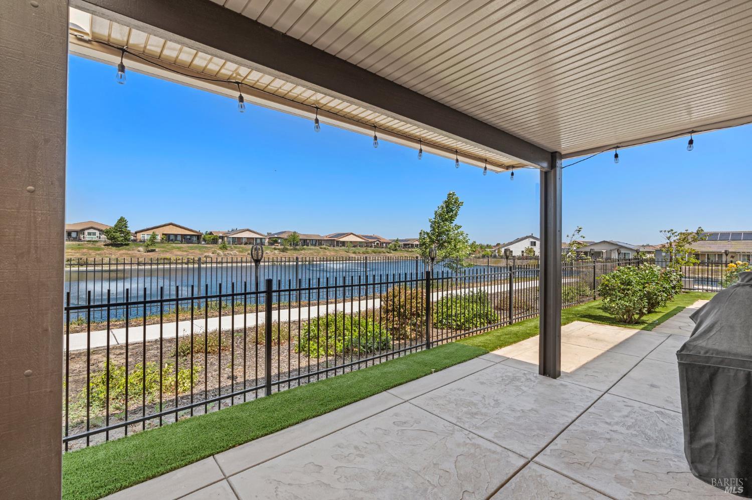 Detail Gallery Image 36 of 87 For 377 Silver Ridge Dr, Rio Vista,  CA 94571 - 2 Beds | 2/1 Baths