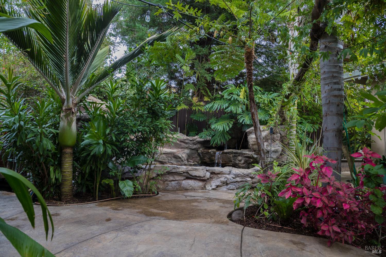 Detail Gallery Image 27 of 41 For 504 Palms Dr, Martinez,  CA 94553 - 3 Beds | 2 Baths