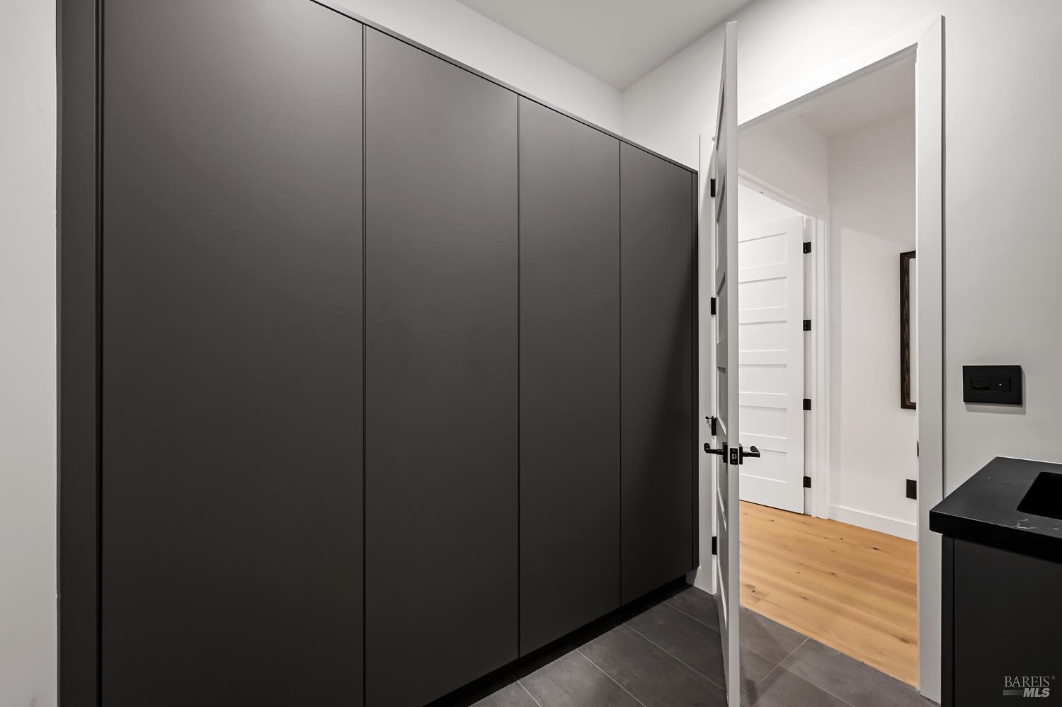 Detail Gallery Image 46 of 71 For 2156 Wedgewood Way, Santa Rosa,  CA 95404 - 4 Beds | 4/1 Baths