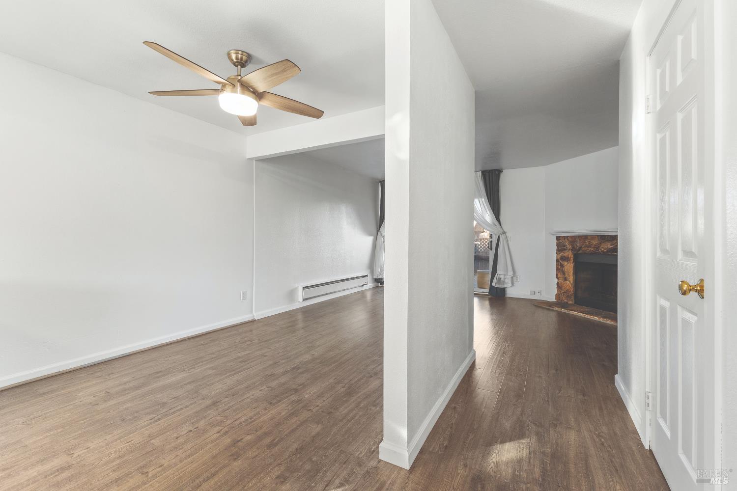 Detail Gallery Image 7 of 37 For 1493 Parkway Dr, Rohnert Park,  CA 94928 - 2 Beds | 1/1 Baths