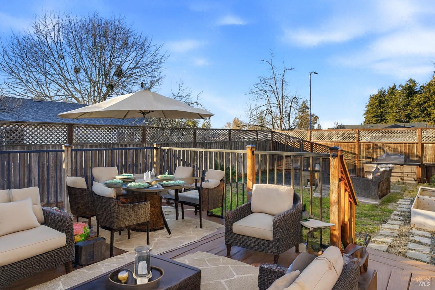 Detail Gallery Image 30 of 36 For 6041 Evelyn Ave, Rohnert Park,  CA 94928 - 4 Beds | 2 Baths