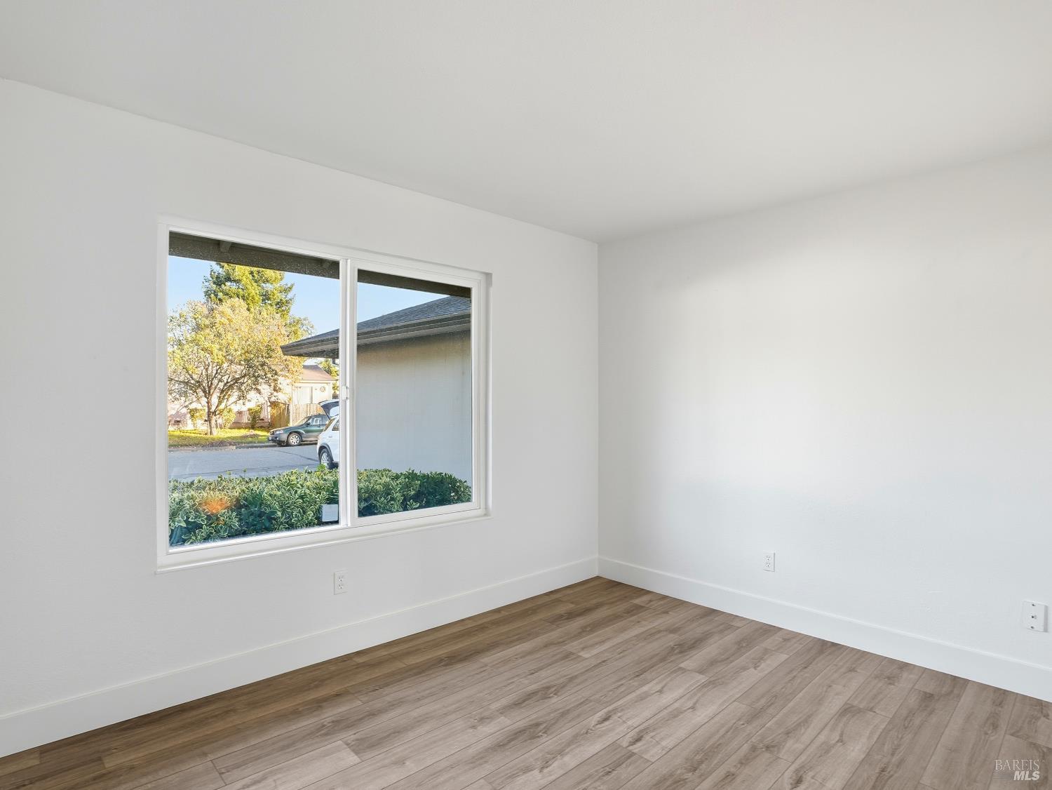 Detail Gallery Image 23 of 36 For 6041 Evelyn Ave, Rohnert Park,  CA 94928 - 4 Beds | 2 Baths