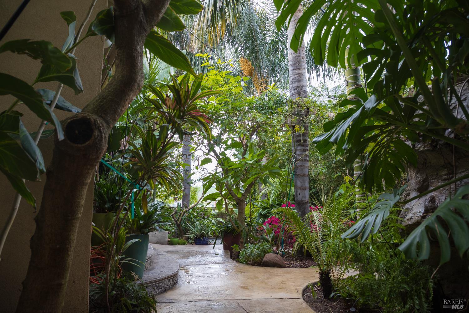 Detail Gallery Image 26 of 41 For 504 Palms Dr, Martinez,  CA 94553 - 3 Beds | 2 Baths