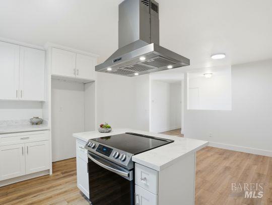 Detail Gallery Image 6 of 36 For 6041 Evelyn Ave, Rohnert Park,  CA 94928 - 4 Beds | 2 Baths