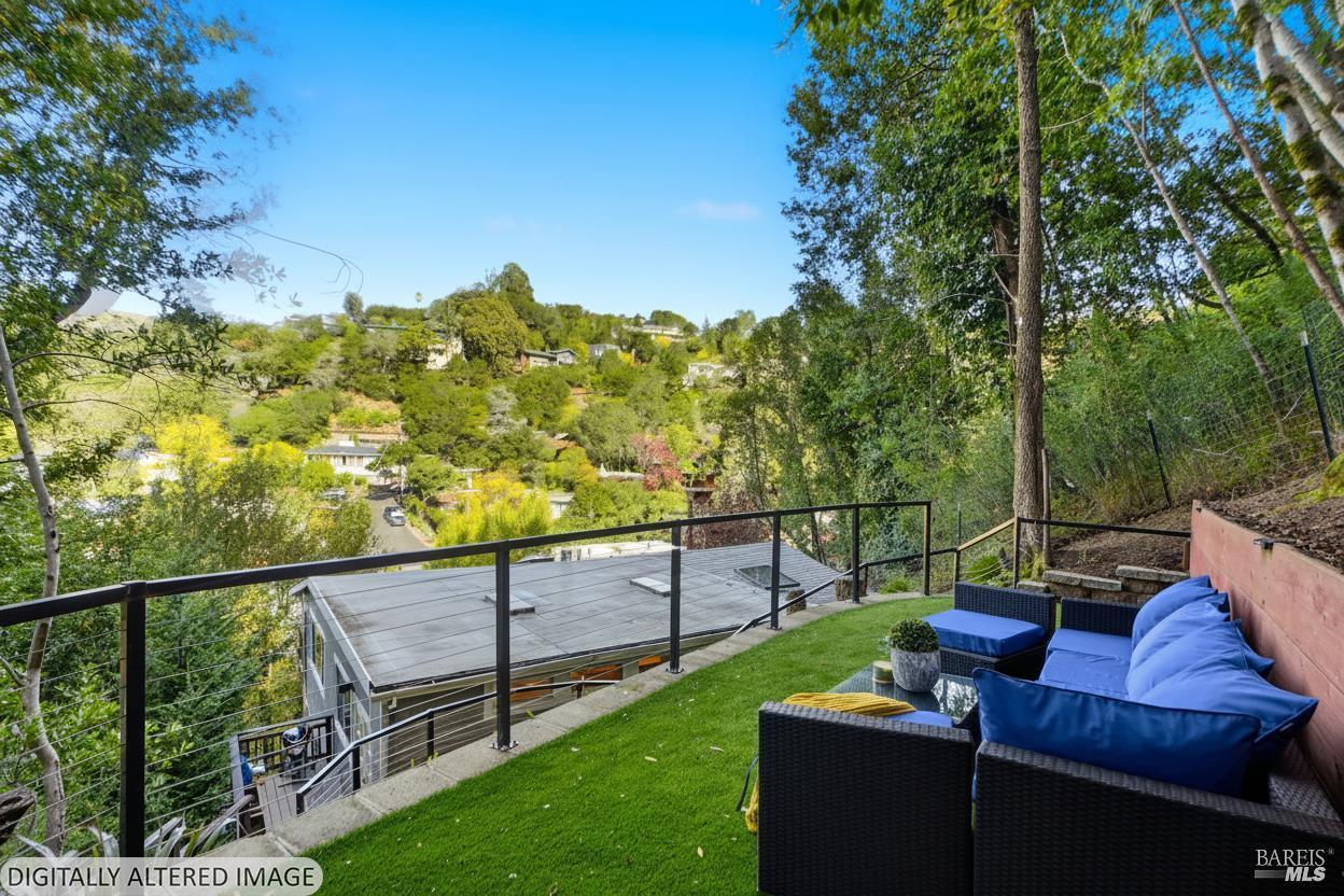 Detail Gallery Image 28 of 35 For 58 Berkeley Ave, San Anselmo,  CA 94960 - 3 Beds | 2 Baths