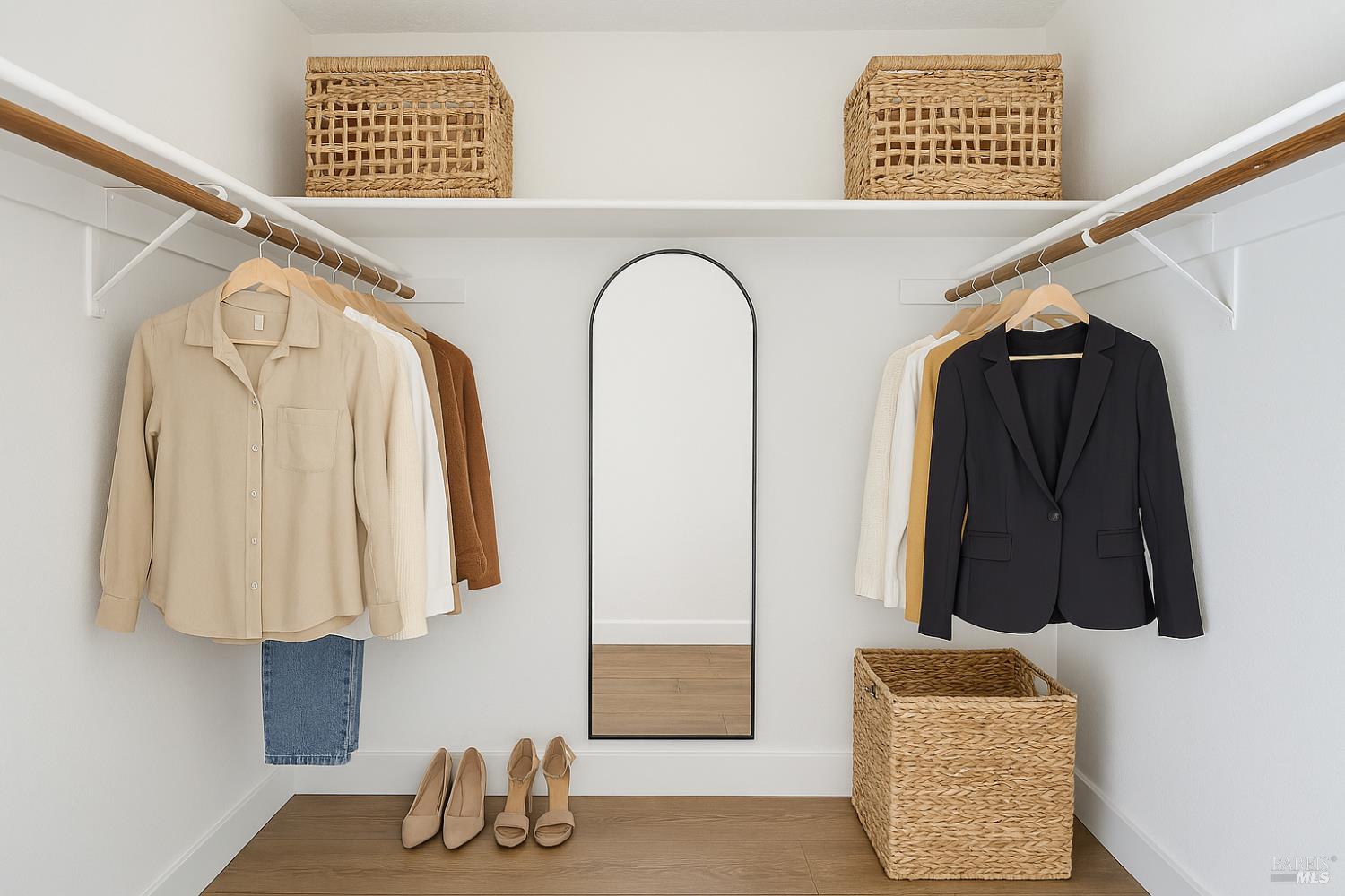 Detail Gallery Image 18 of 36 For 6041 Evelyn Ave, Rohnert Park,  CA 94928 - 4 Beds | 2 Baths