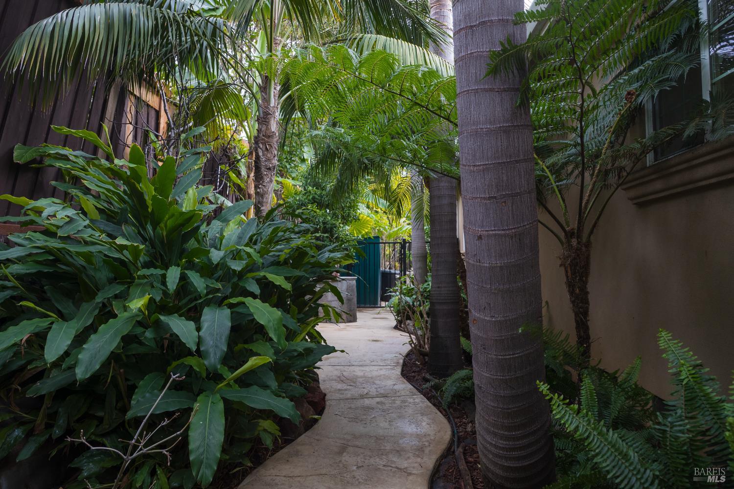 Detail Gallery Image 40 of 41 For 504 Palms Dr, Martinez,  CA 94553 - 3 Beds | 2 Baths