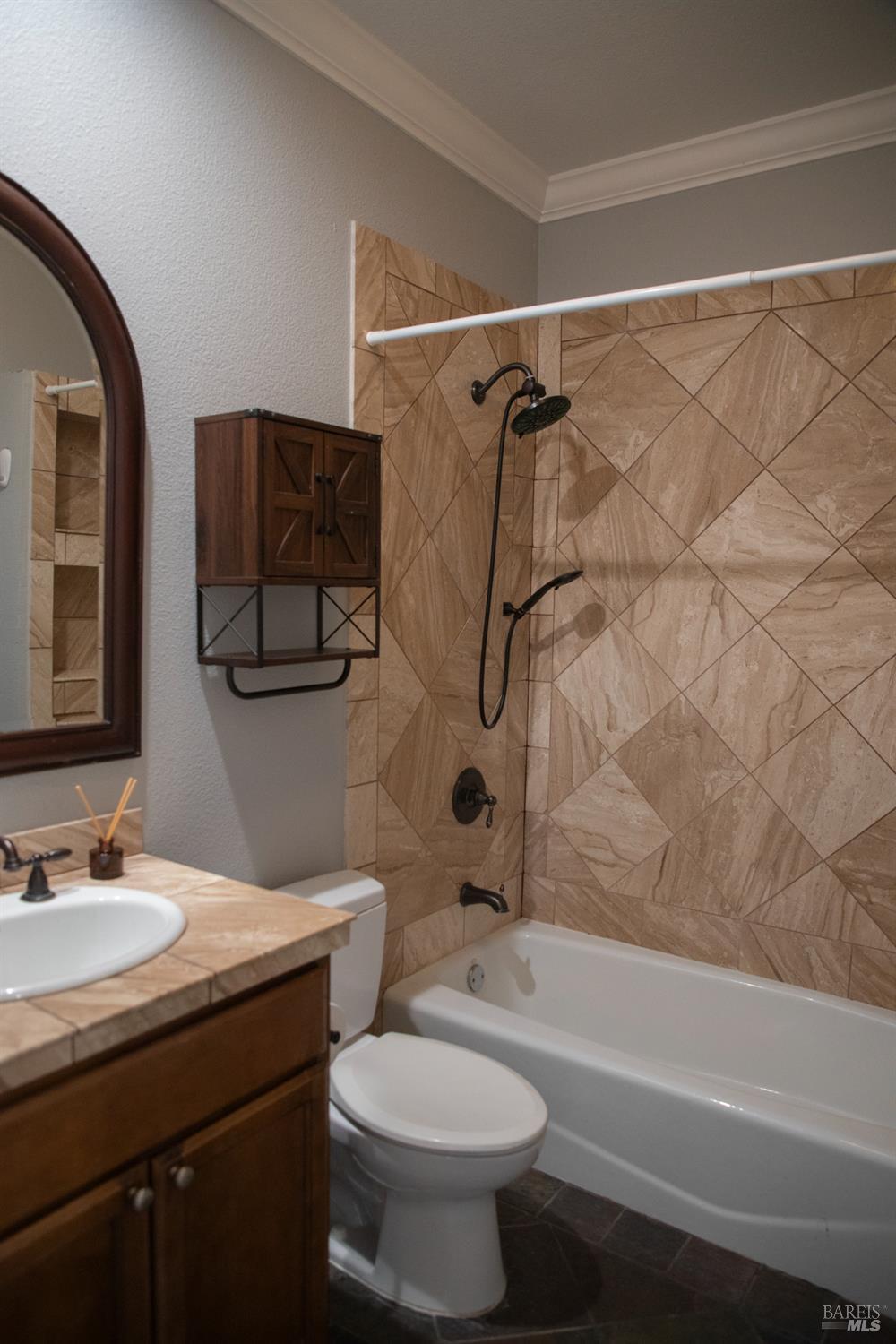 Detail Gallery Image 14 of 41 For 504 Palms Dr, Martinez,  CA 94553 - 3 Beds | 2 Baths