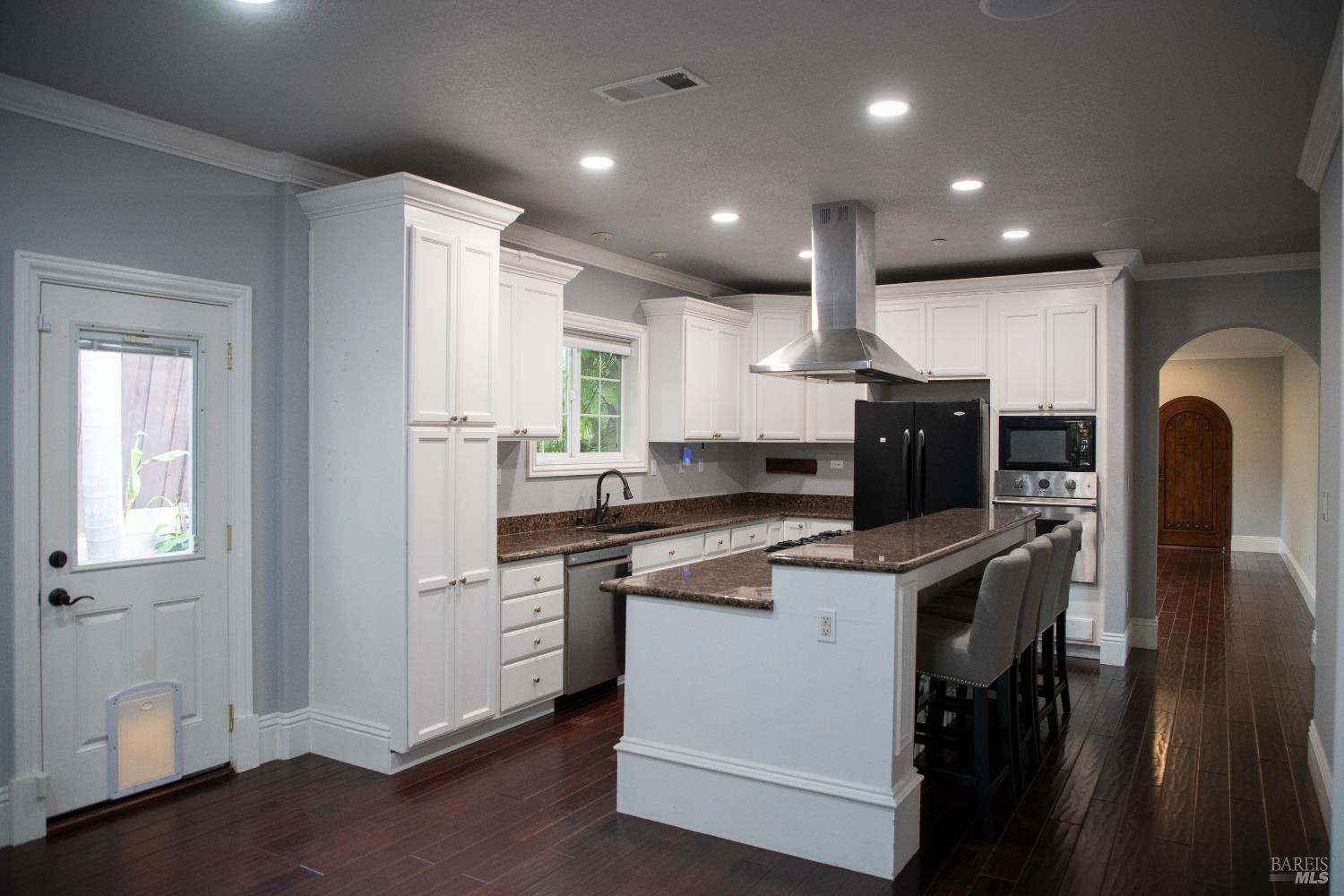 Detail Gallery Image 7 of 41 For 504 Palms Dr, Martinez,  CA 94553 - 3 Beds | 2 Baths