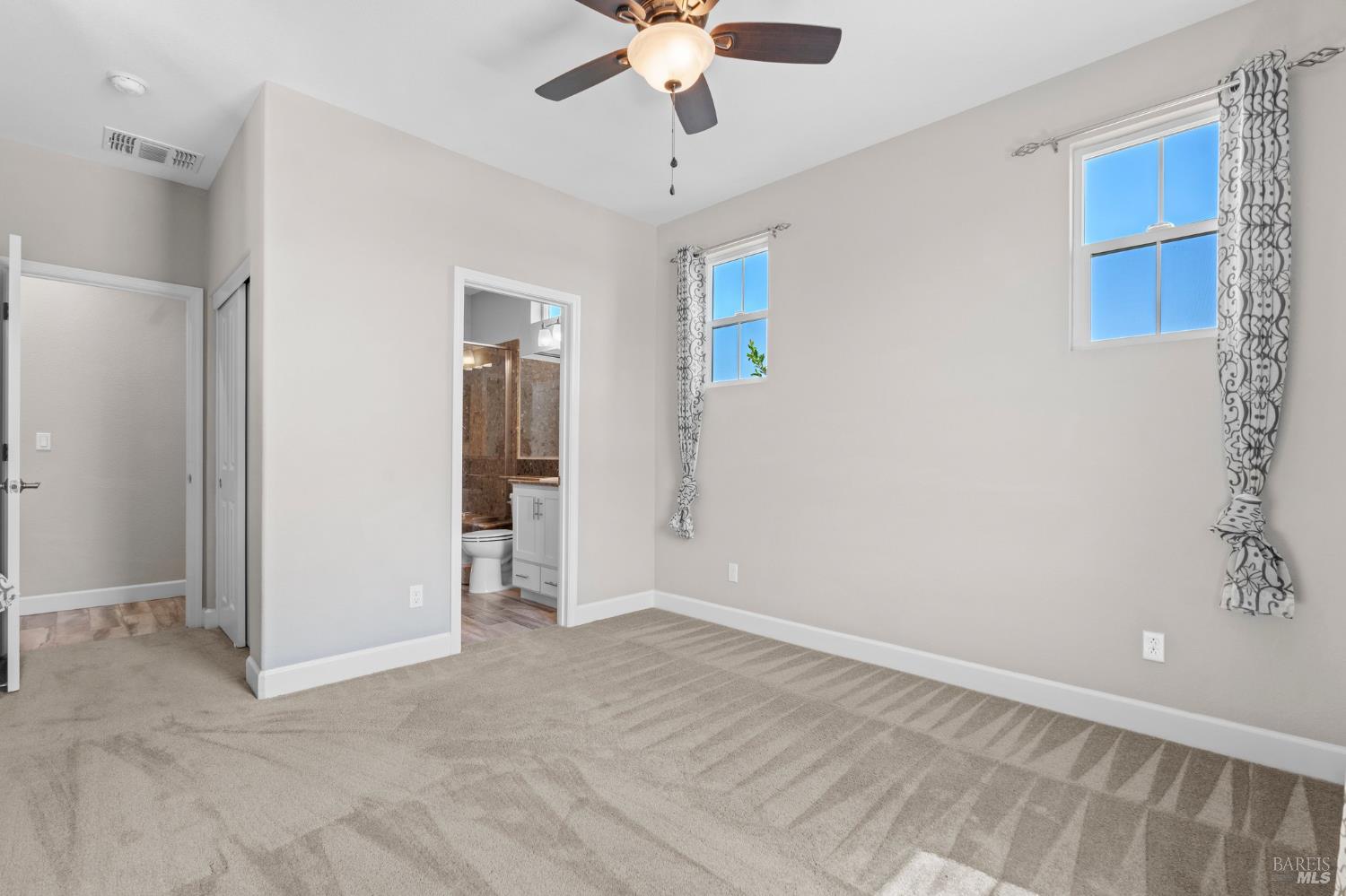 Detail Gallery Image 8 of 87 For 377 Silver Ridge Dr, Rio Vista,  CA 94571 - 2 Beds | 2/1 Baths