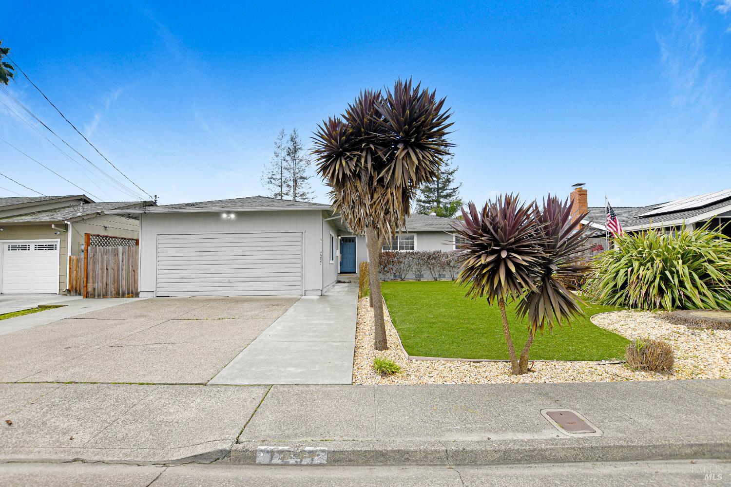 Detail Gallery Image 7 of 38 For 7257 Belita Ave, Rohnert Park,  CA 94928 - 4 Beds | 2 Baths