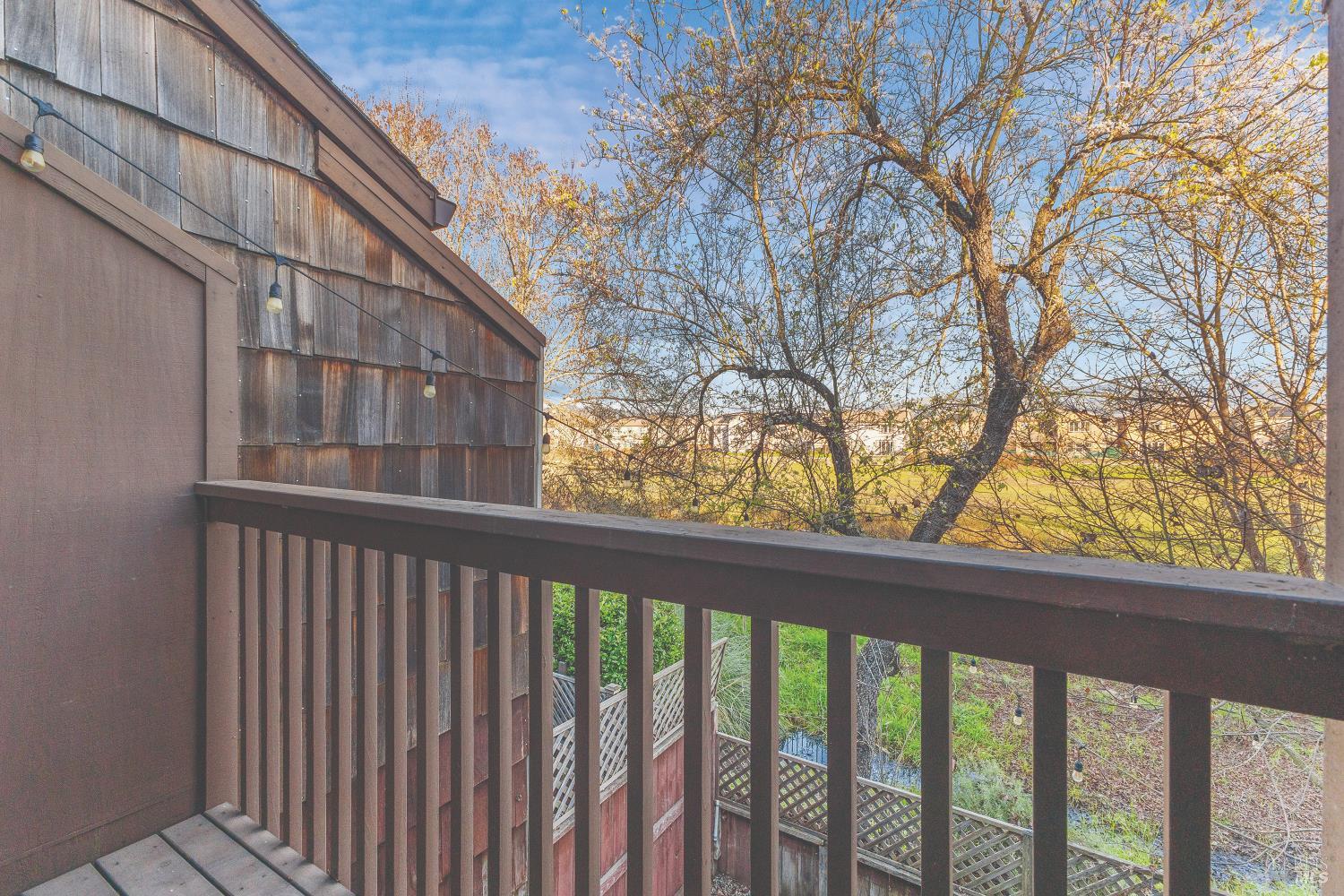 Detail Gallery Image 32 of 37 For 1493 Parkway Dr, Rohnert Park,  CA 94928 - 2 Beds | 1/1 Baths