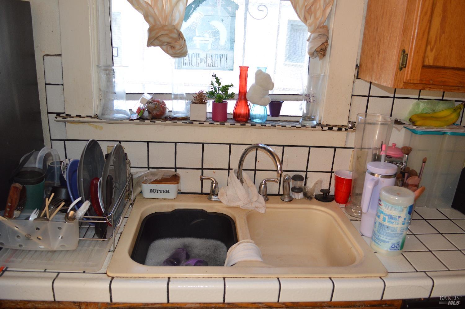 Detail Gallery Image 17 of 20 For 1141 E 33rd St, Oakland,  CA 94610 - 2 Beds | 2 Baths